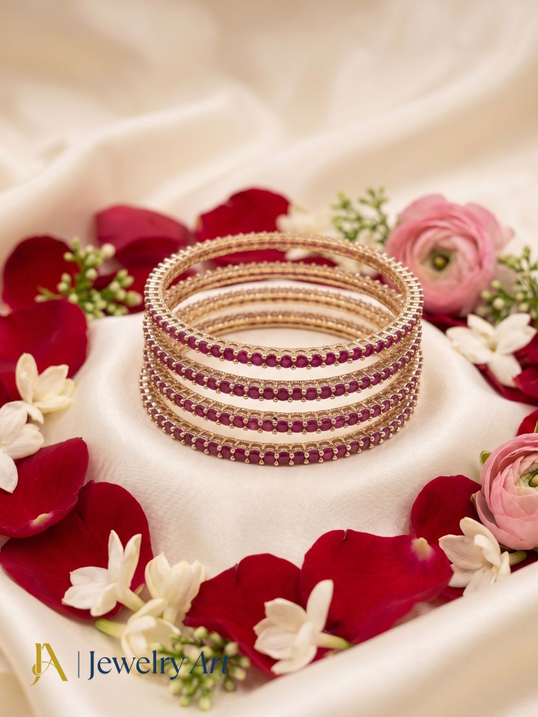 Attractive Set of 4 Gold plated Red Hydro Quartz light weight Bangle / Festive Bangles for women & Girls