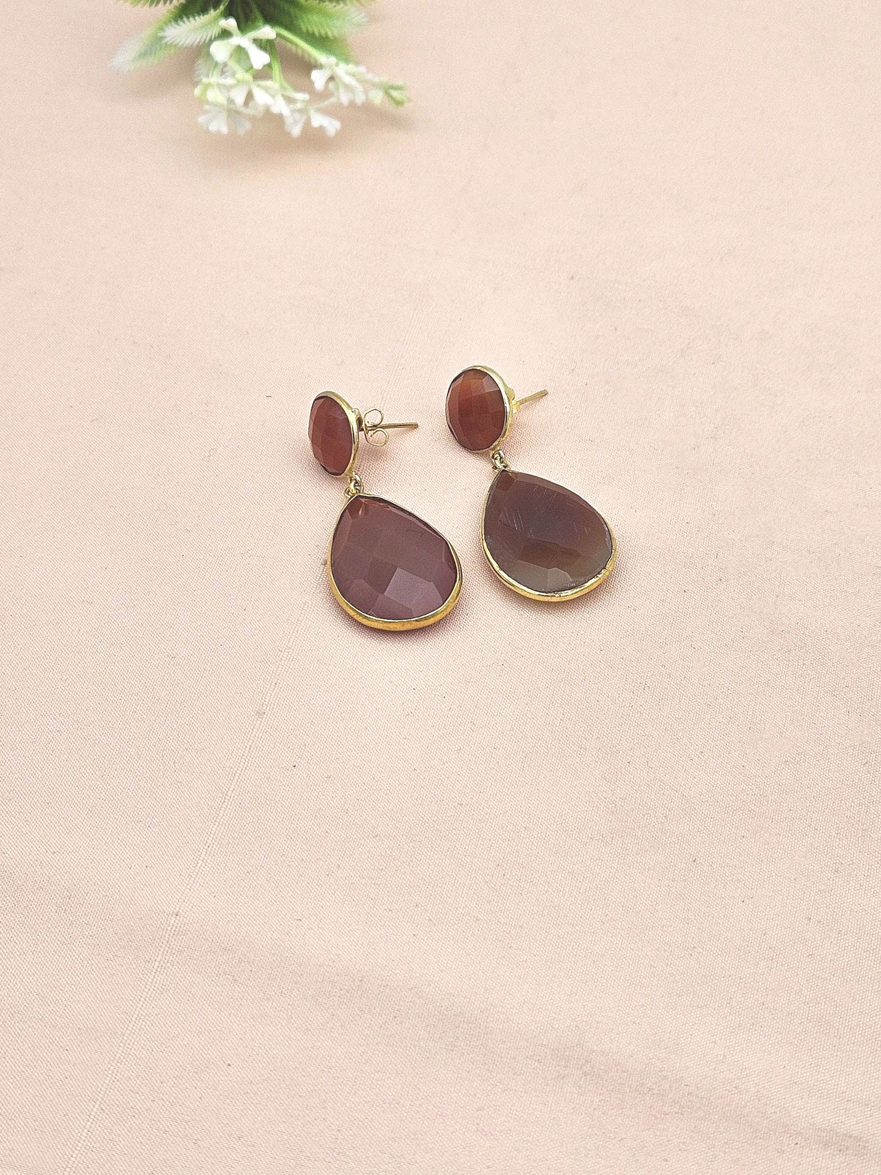 Fine Handcrafted Gold plated Faceted Red Onyx stone light weight Dangle Drop Earrings