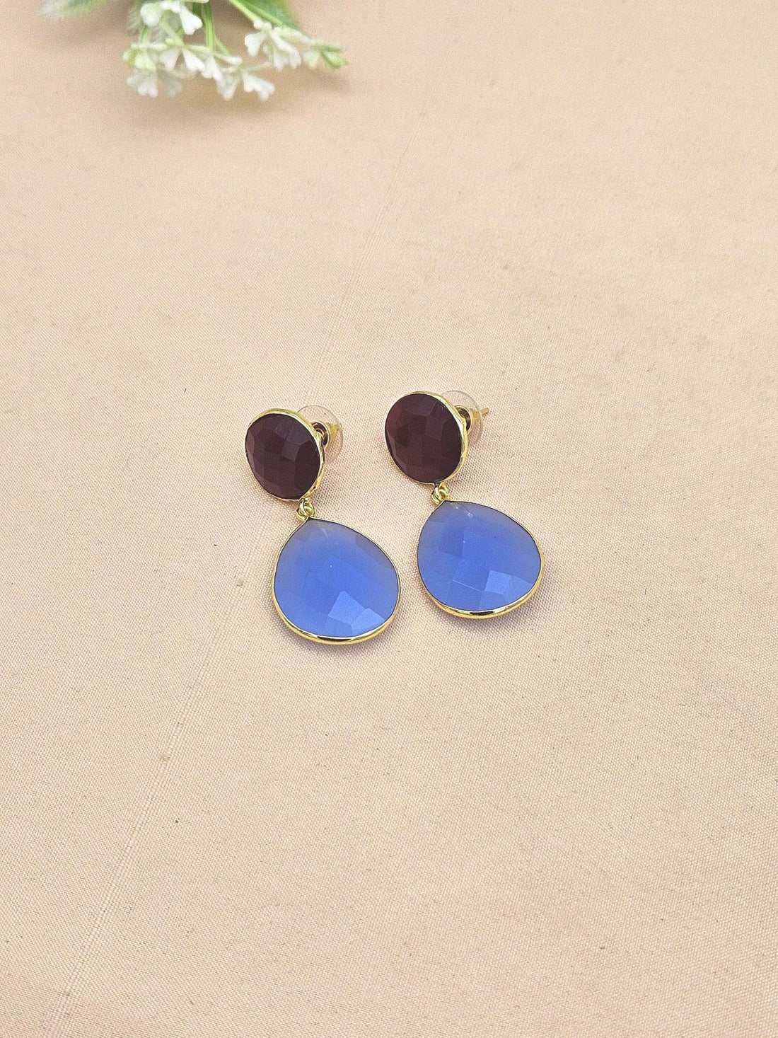 Fine Handcrafted Gold plated Red Onyx-Chalcedony stone light weight Dangle Drop Earrings