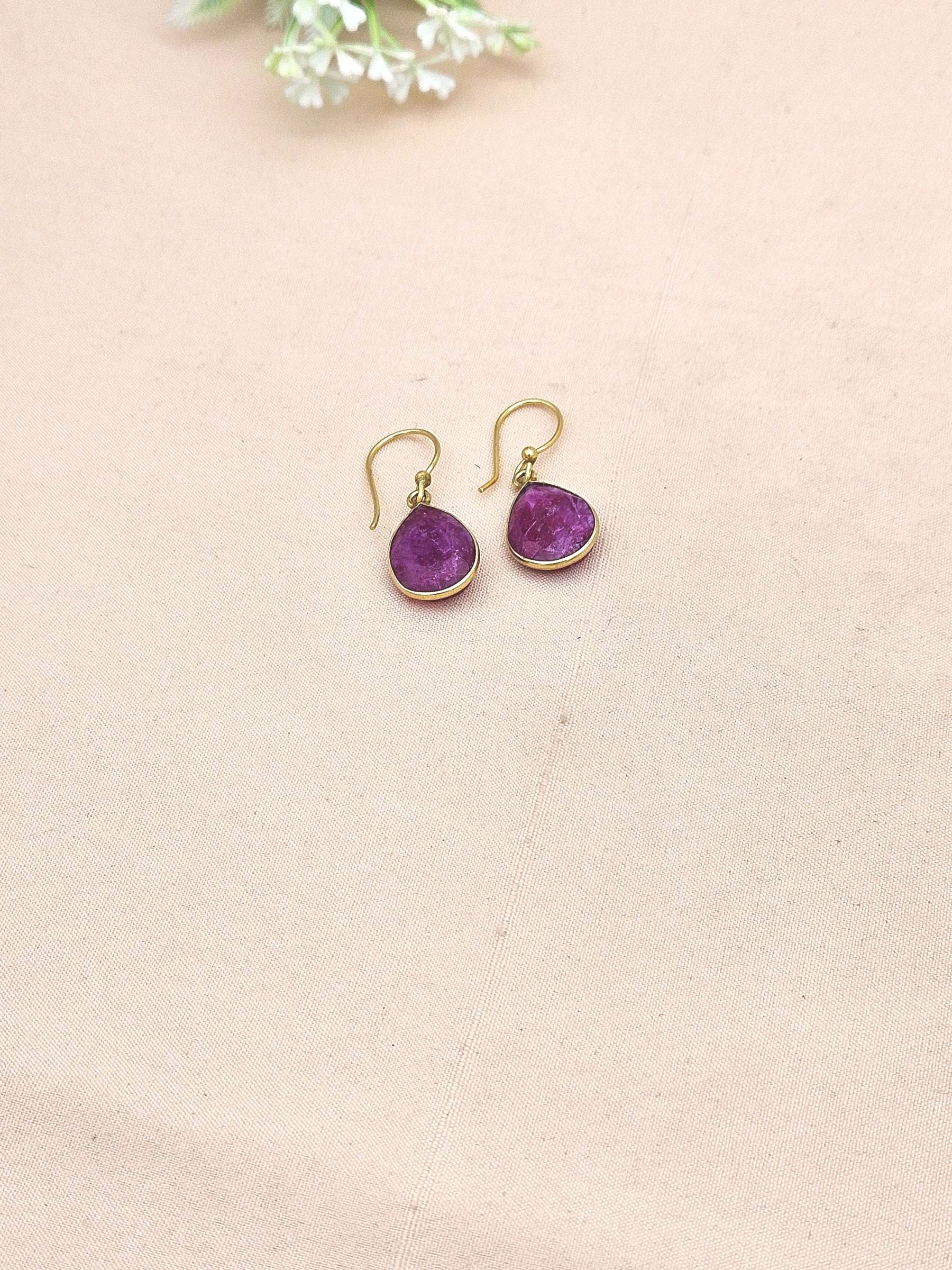 Fine Handcrafted Gold plated Red Hathipara light weight Bezel Designer Dangle Drop Earrings
