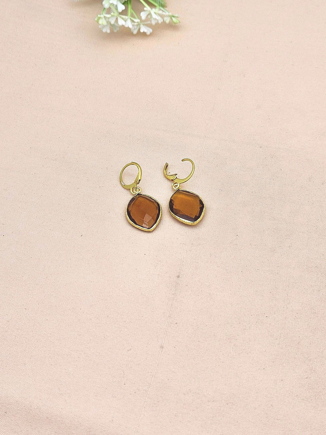 Fine Handcrafted Gold Plated Yellow Hydro Quartz light weight Bezel Designer Dangle Drop Earrings