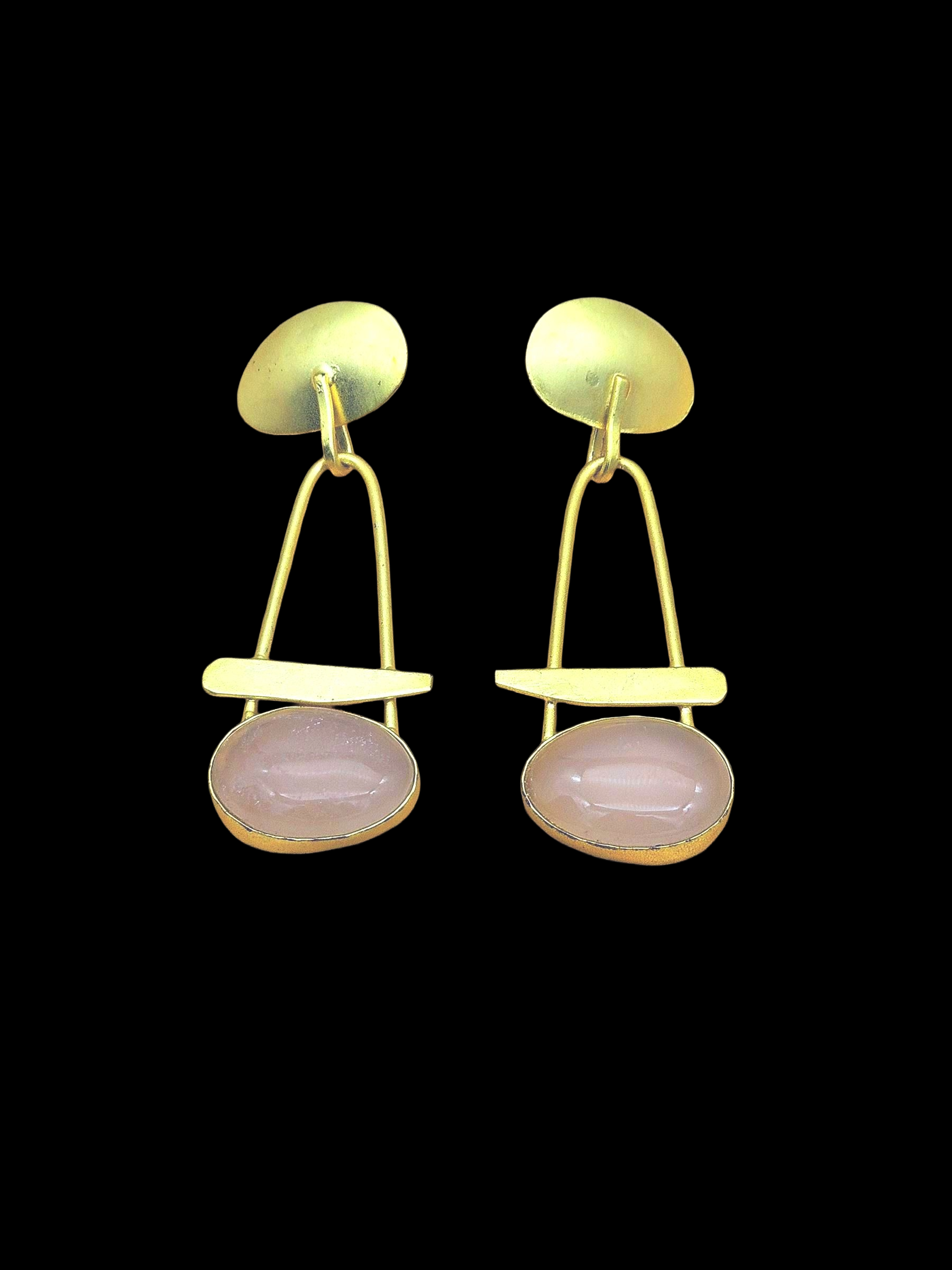 Awesome Golden Rose Quartz Beautiful Designer Stone Dangle Drop Earrings