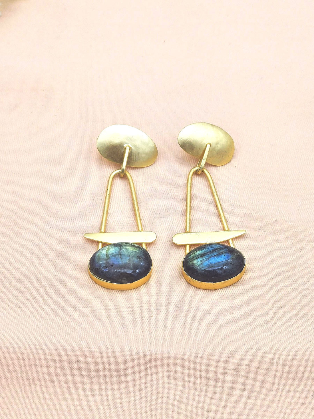 Awesome Golden Labradorite Beautiful Designer Stone Dangle Drop Earrings