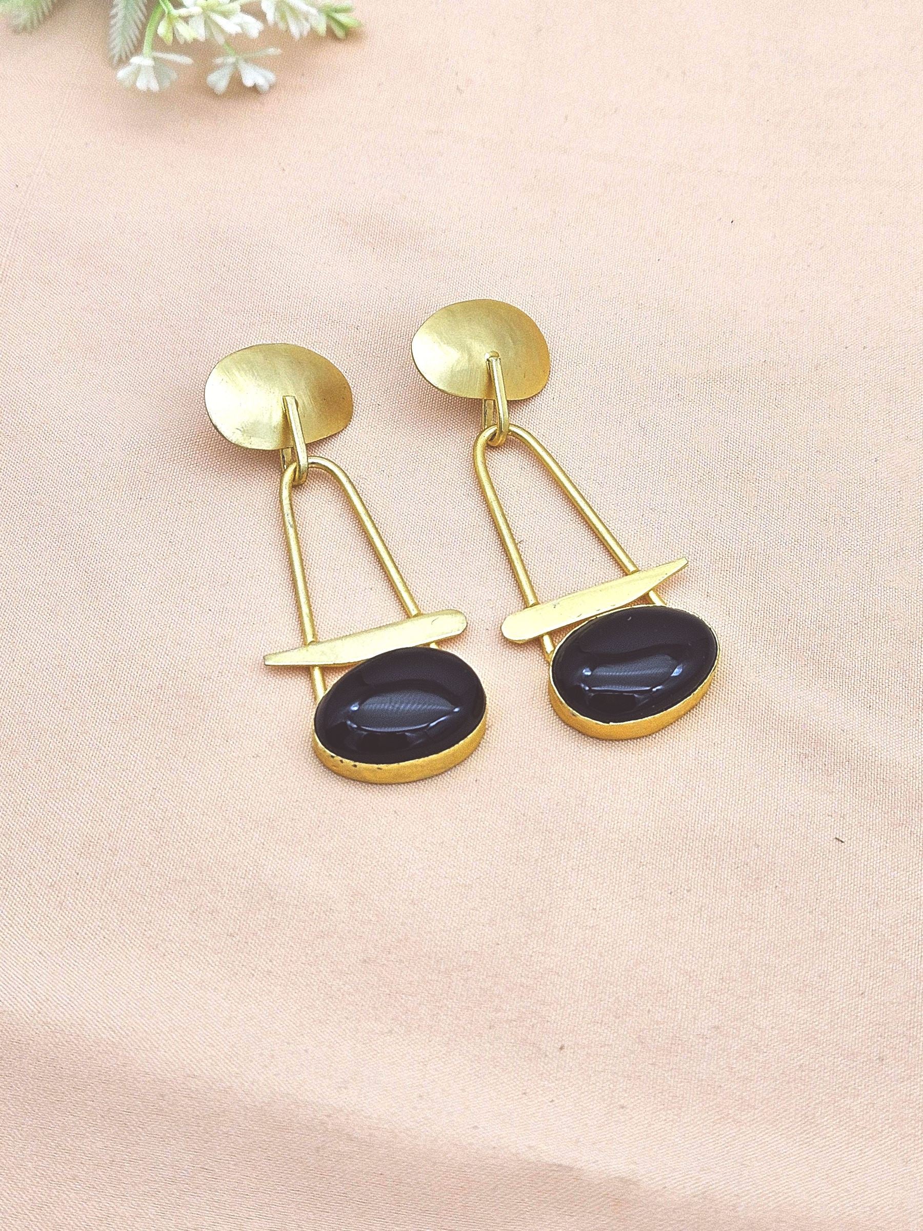 Awesome Golden Black Onyx Beautiful Designer Stone Dangle Drop Earrings