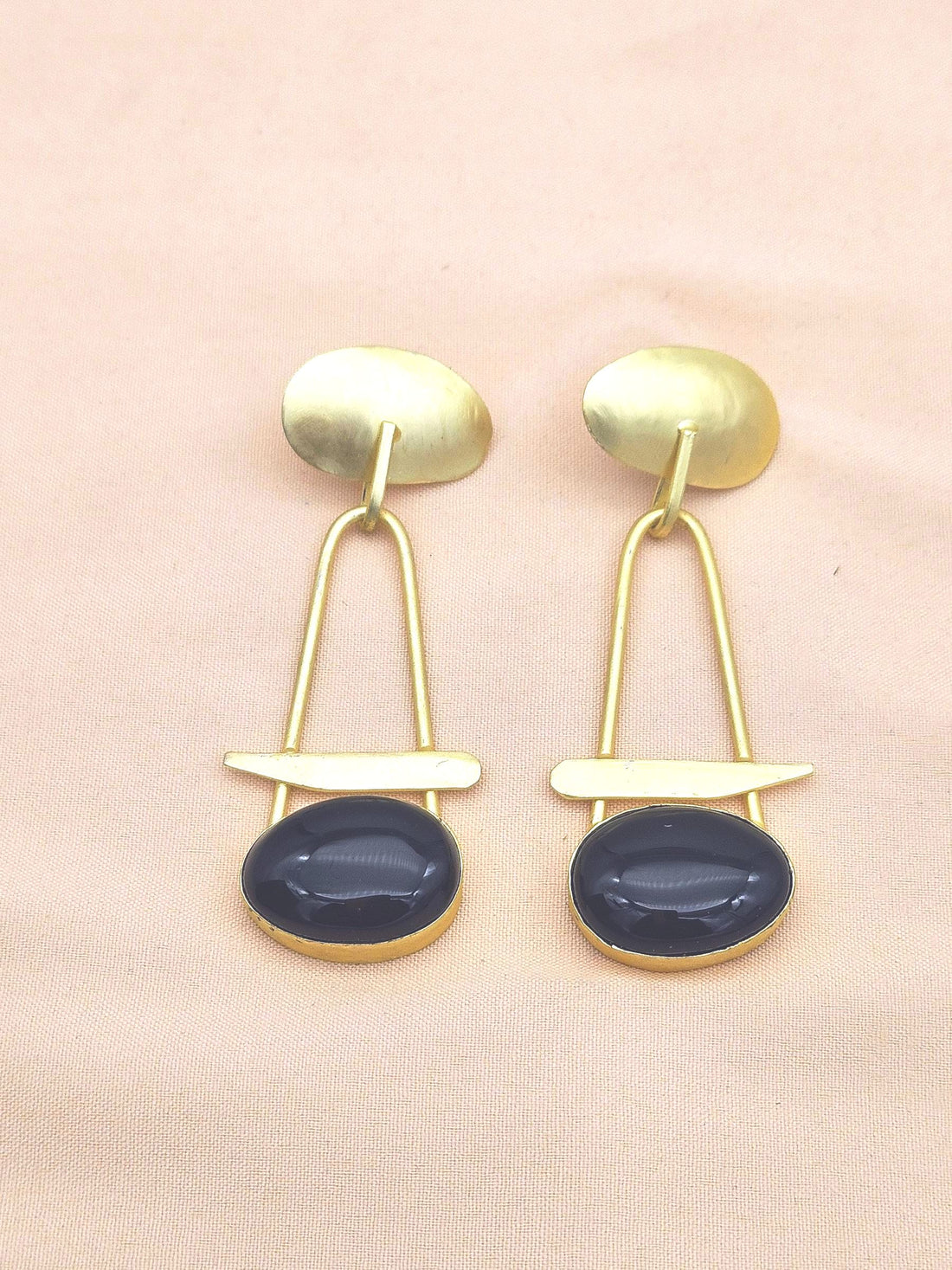 Awesome Golden Black Onyx Beautiful Designer Stone Dangle Drop Earrings