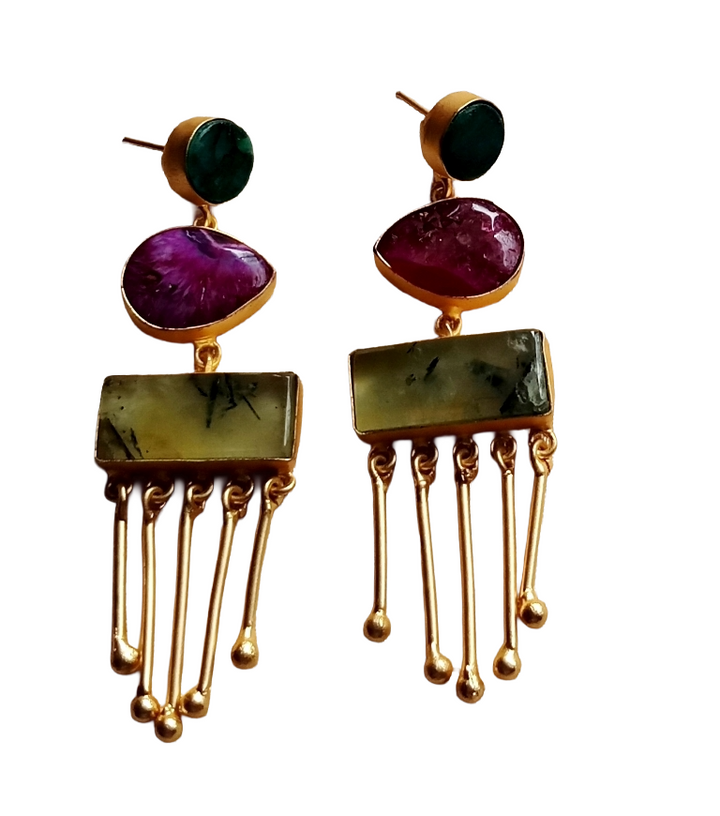 Artistic Gold plated Green Solar Qtz-Agate-Prehnite Charming Designer Dangle Drop Earrings