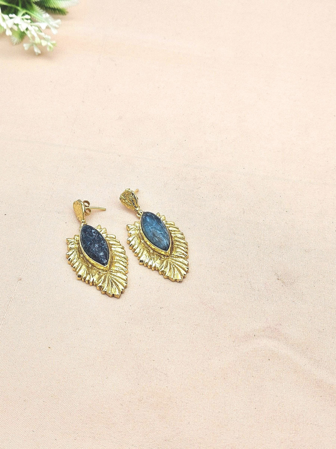 Amazing Gold plated Green Jasper stone Charming Floral Designer Dangle Drop Earrings