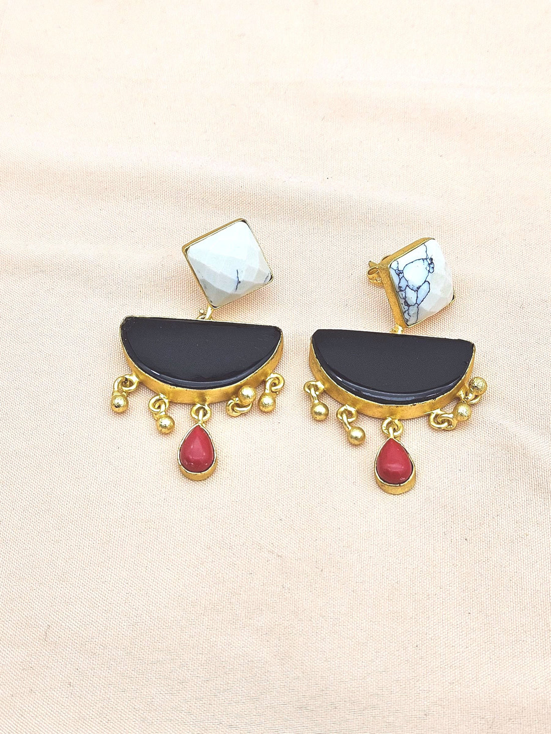 Awesome Handcrafted  Golden Black Onyx -Coral-Howlite Gem Stone Charming Designer Dangle Drop Earrings