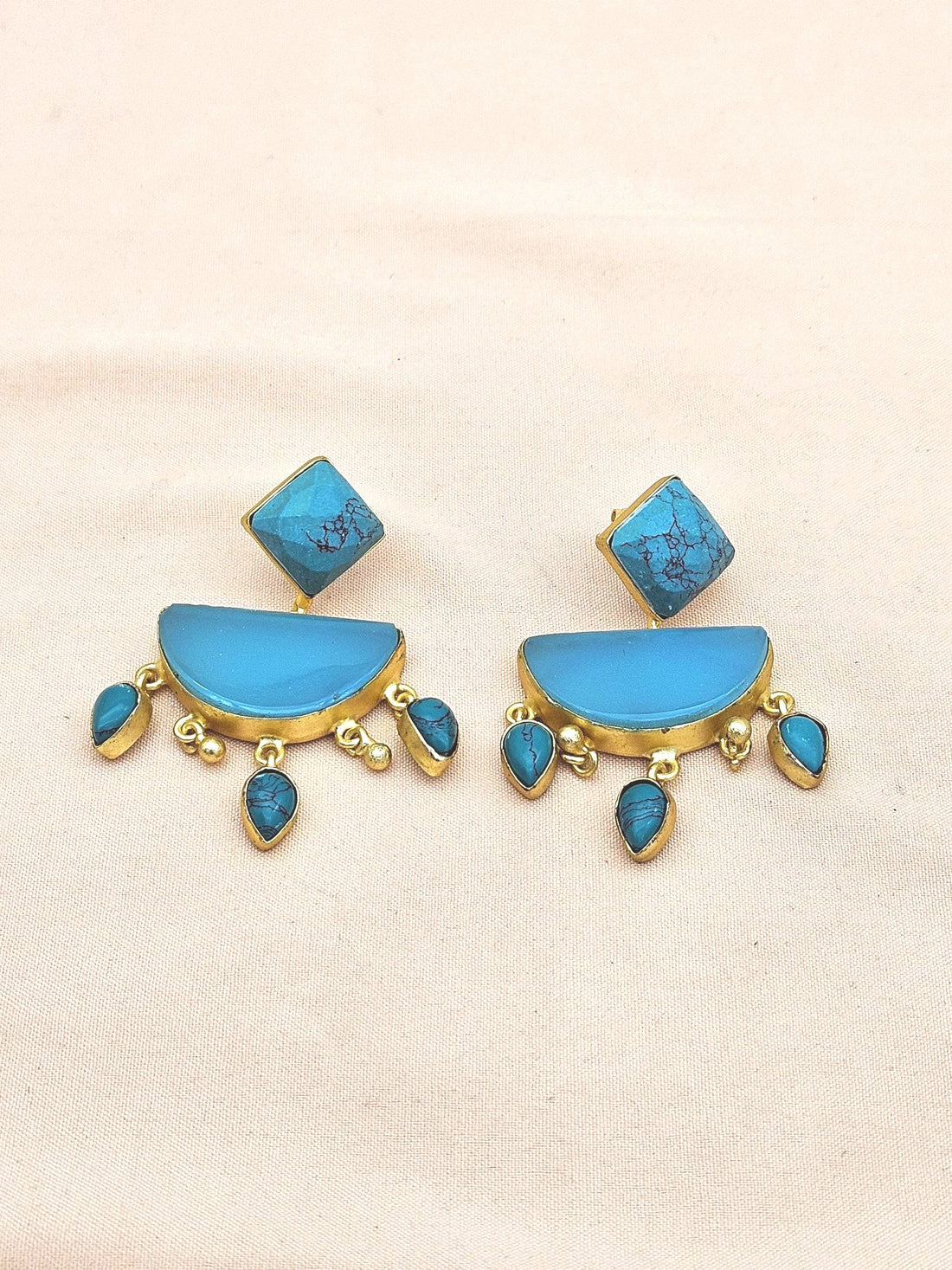 Awesome Handcrafted  Golden Chalcedony Synthetic Turquoise Gem Stone Charming Designer Dangle Drop Earrings