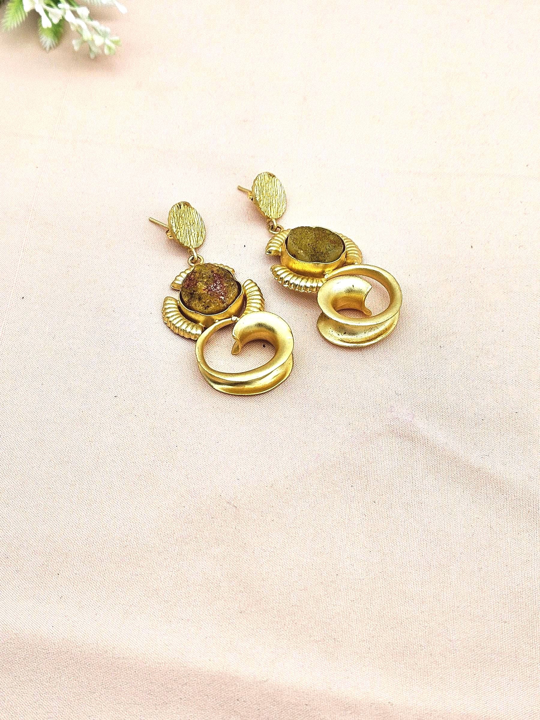 Charming Golden Yellow Druzy Stone Cute Designer Dangle Drop Earrings