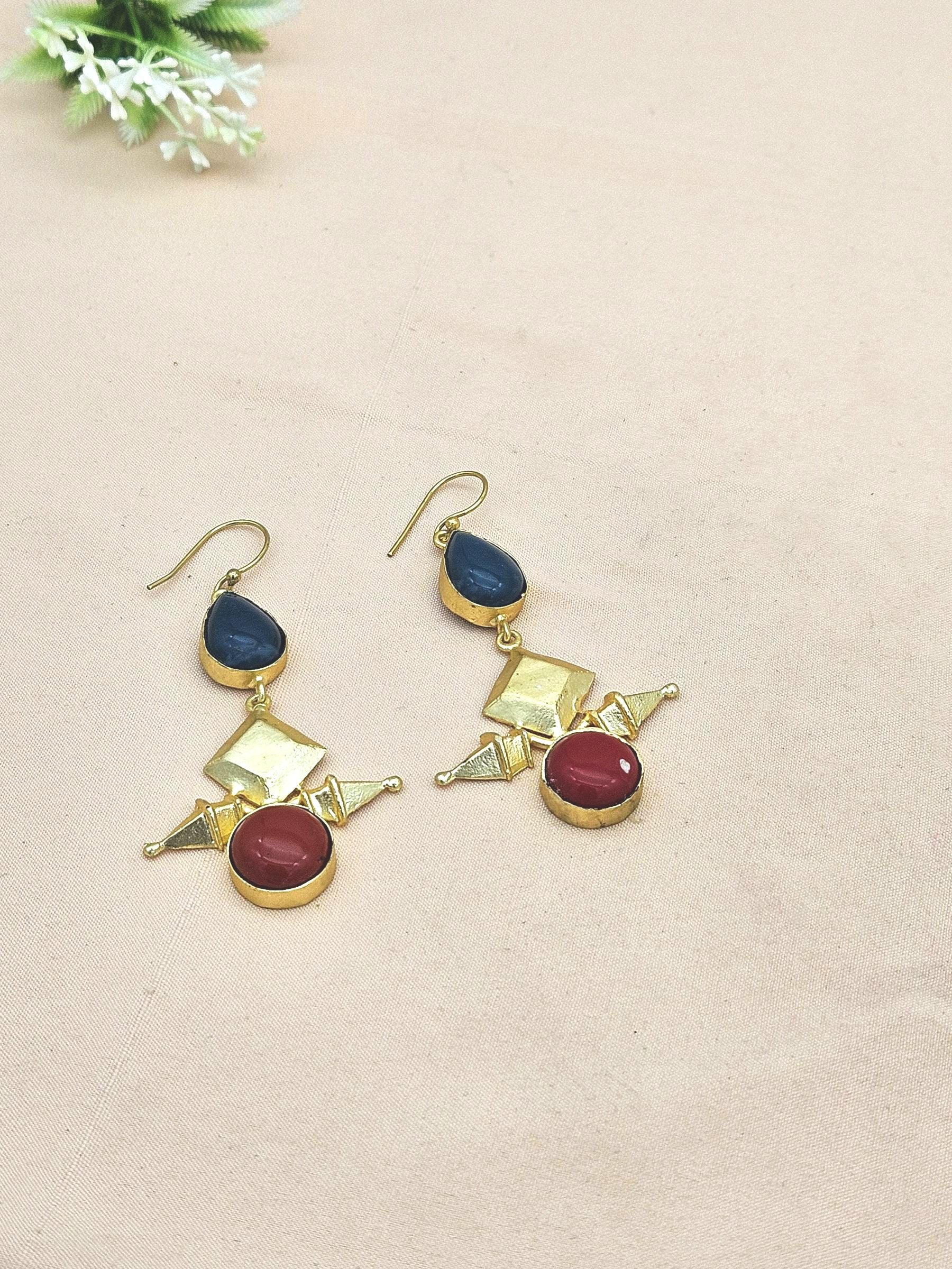 Awesome Gold plated  Red & Green Glass Stone Charming Designer Dangle Drop Earrings