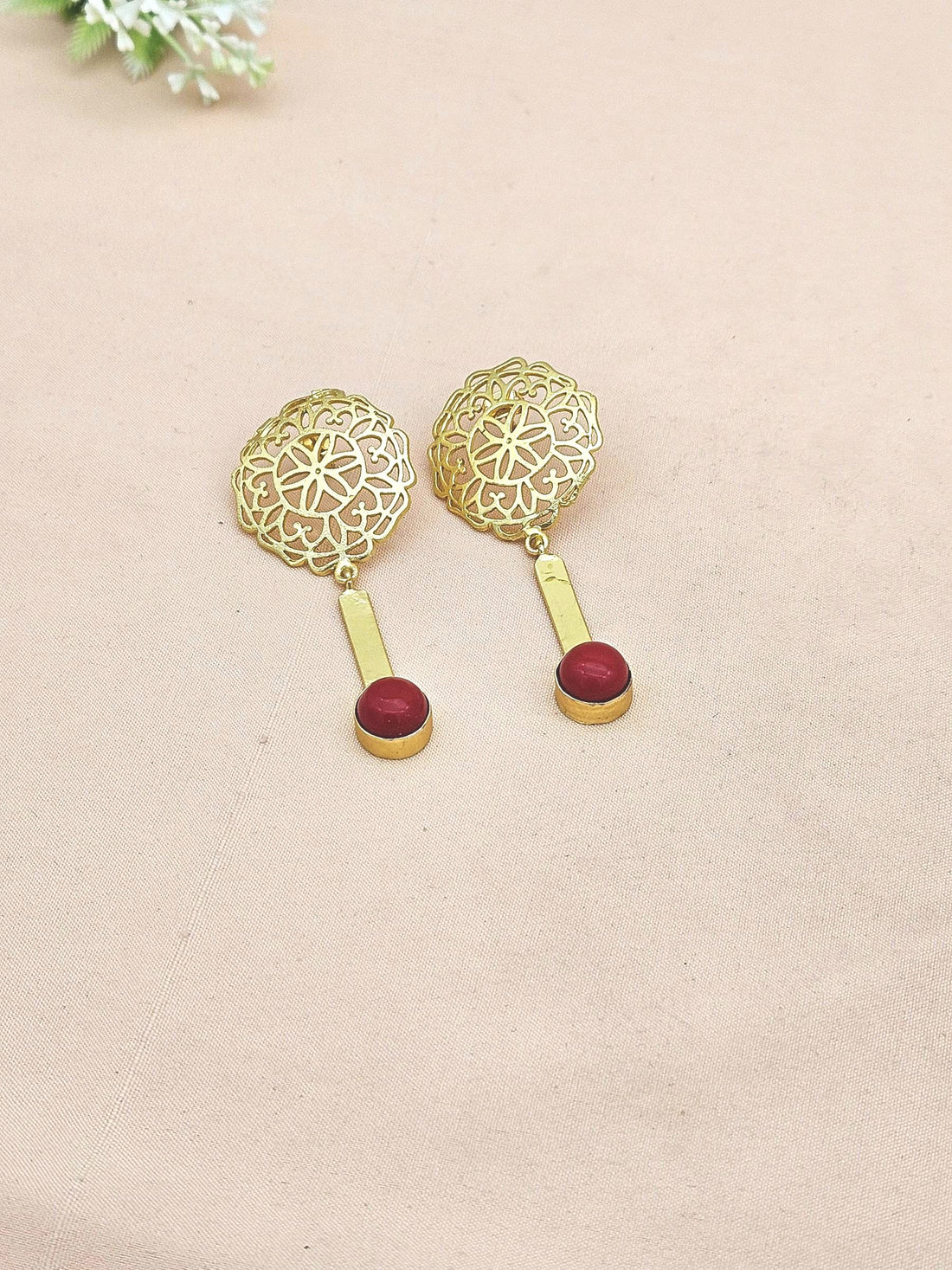 Amazing Gold plated Red Glass Stone Charming Floral Designer Dangle Drop Earrings