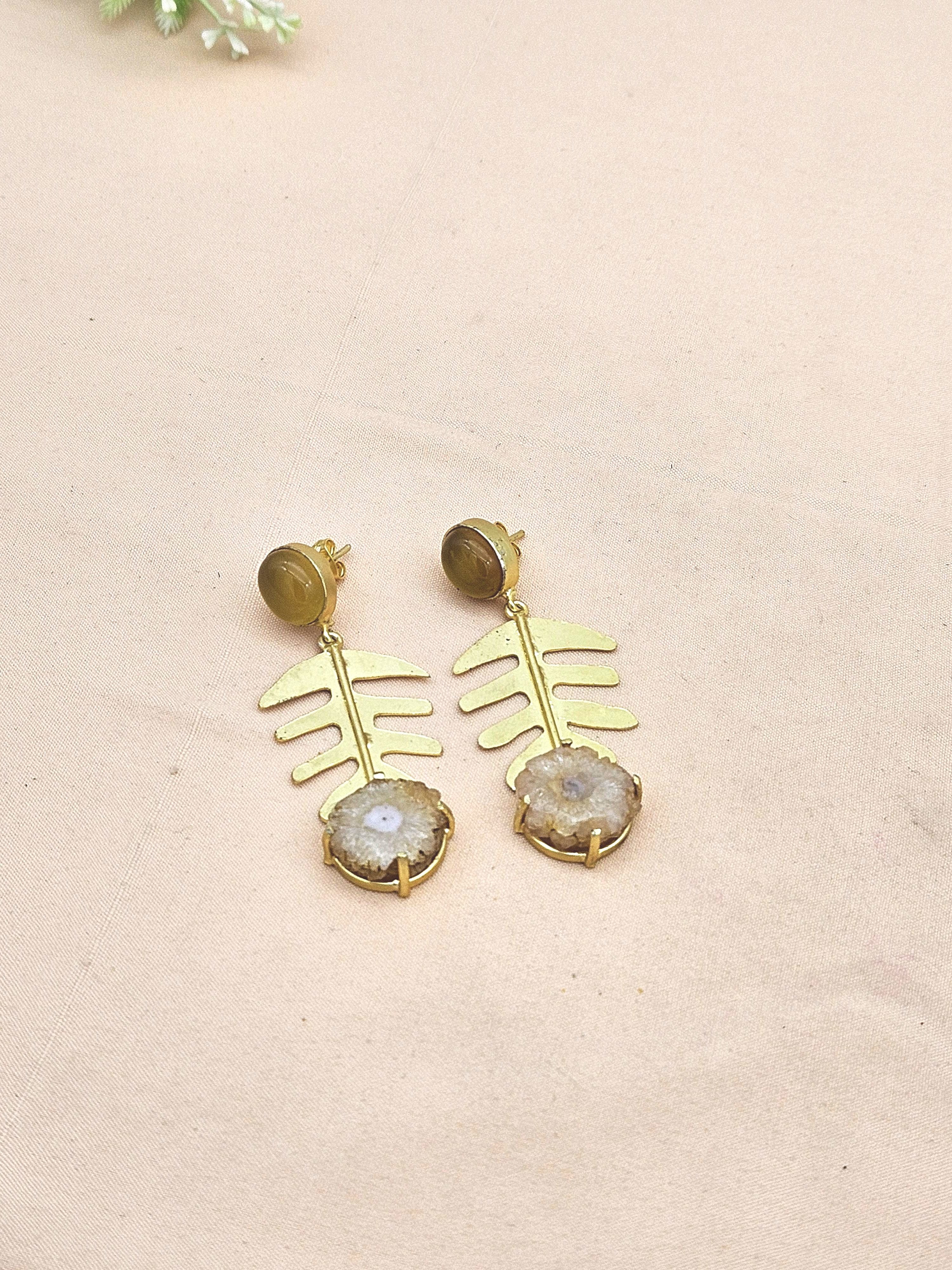 Awesome Gold plated Yellow Chalcedony-Solar Qtz Charming Designer Dangle Drop Earrings
