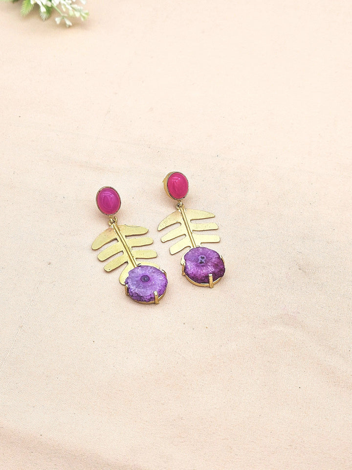 Awesome Gold plated Magenta Onyx Solar Qtz Charming Designer Dangle Drop Earrings