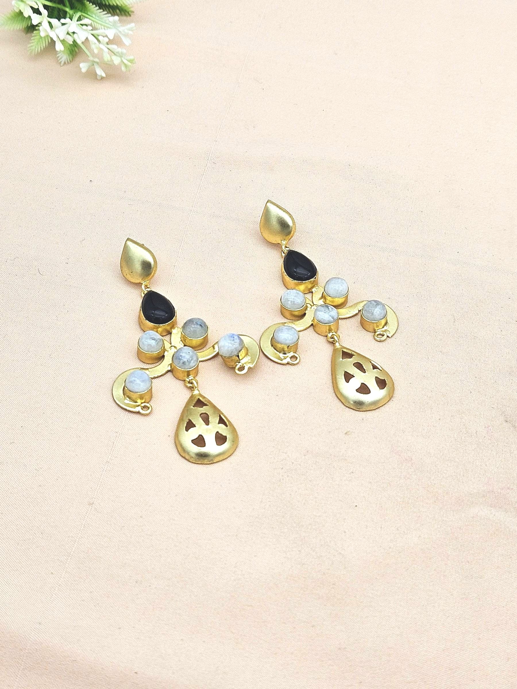 Gorgeous Gold plated Black Onyx-White Rainbow stone Charming Designer Dangle Drop Earrings