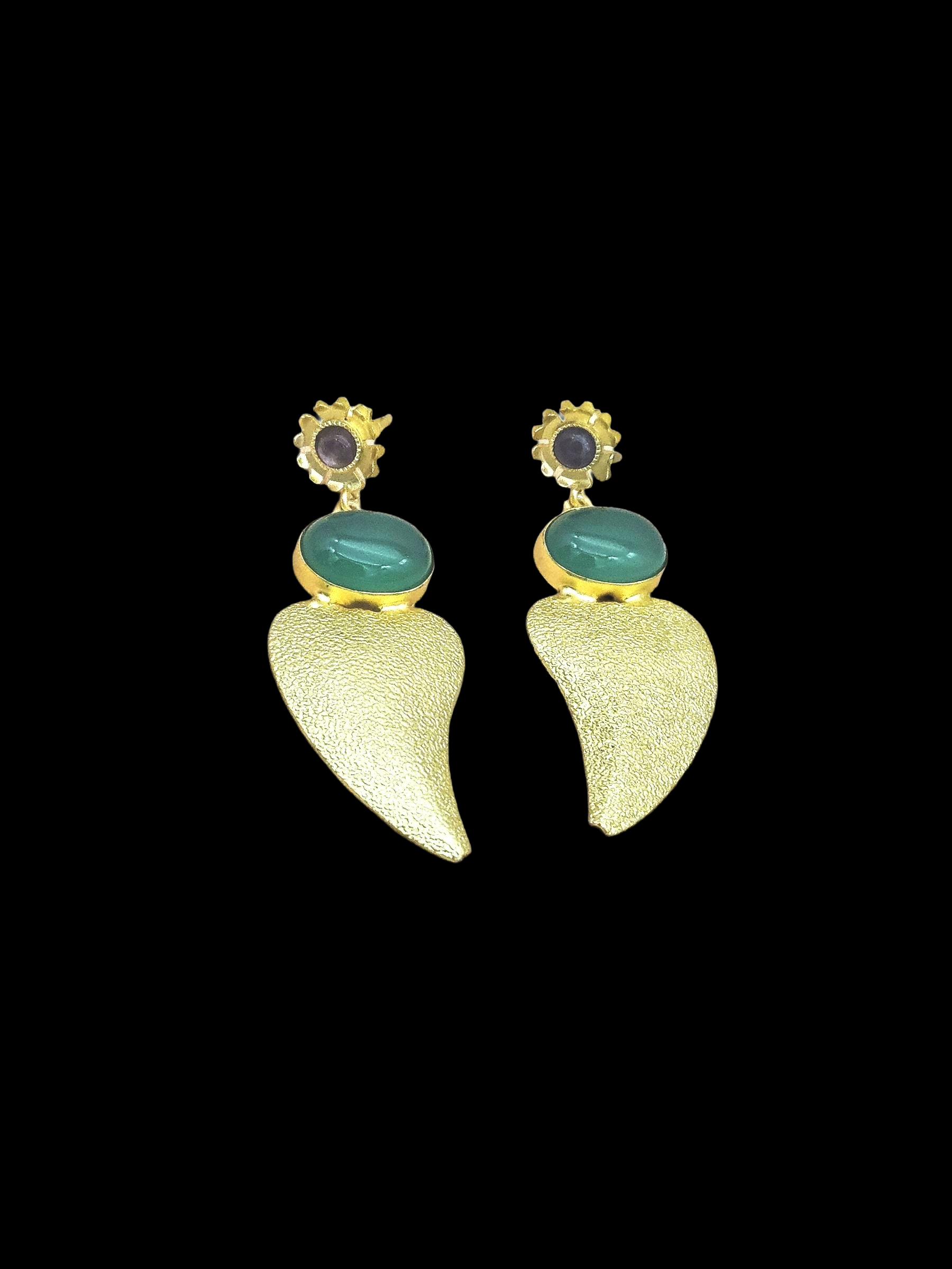 Attractive Gold plated Green Onyx-Purple Glass Stone Charming Designer Dangle Drop Earrings