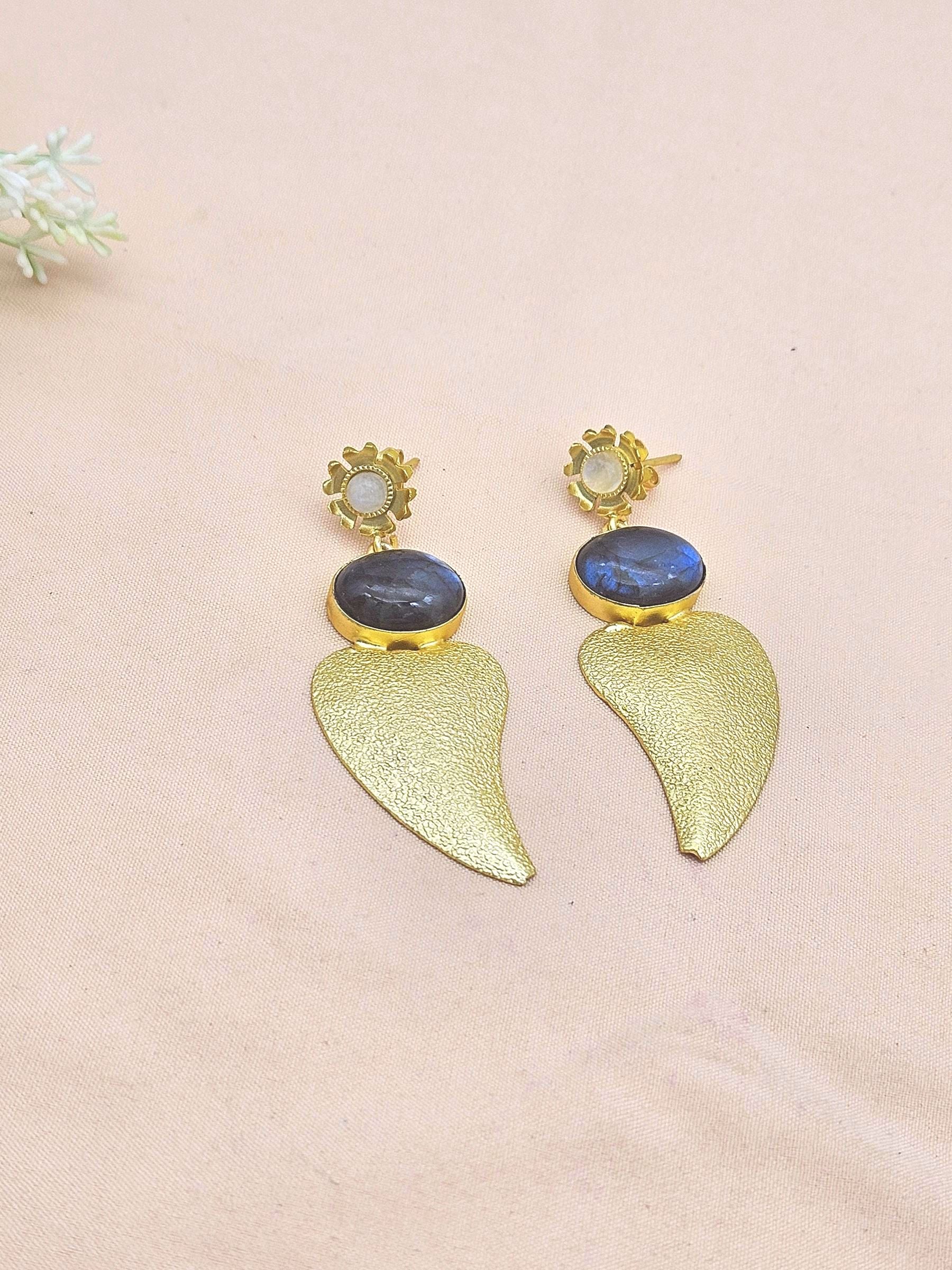 Attractive Gold plated Labradorite-Rainbow Stone Charming Designer Dangle Drop Earrings