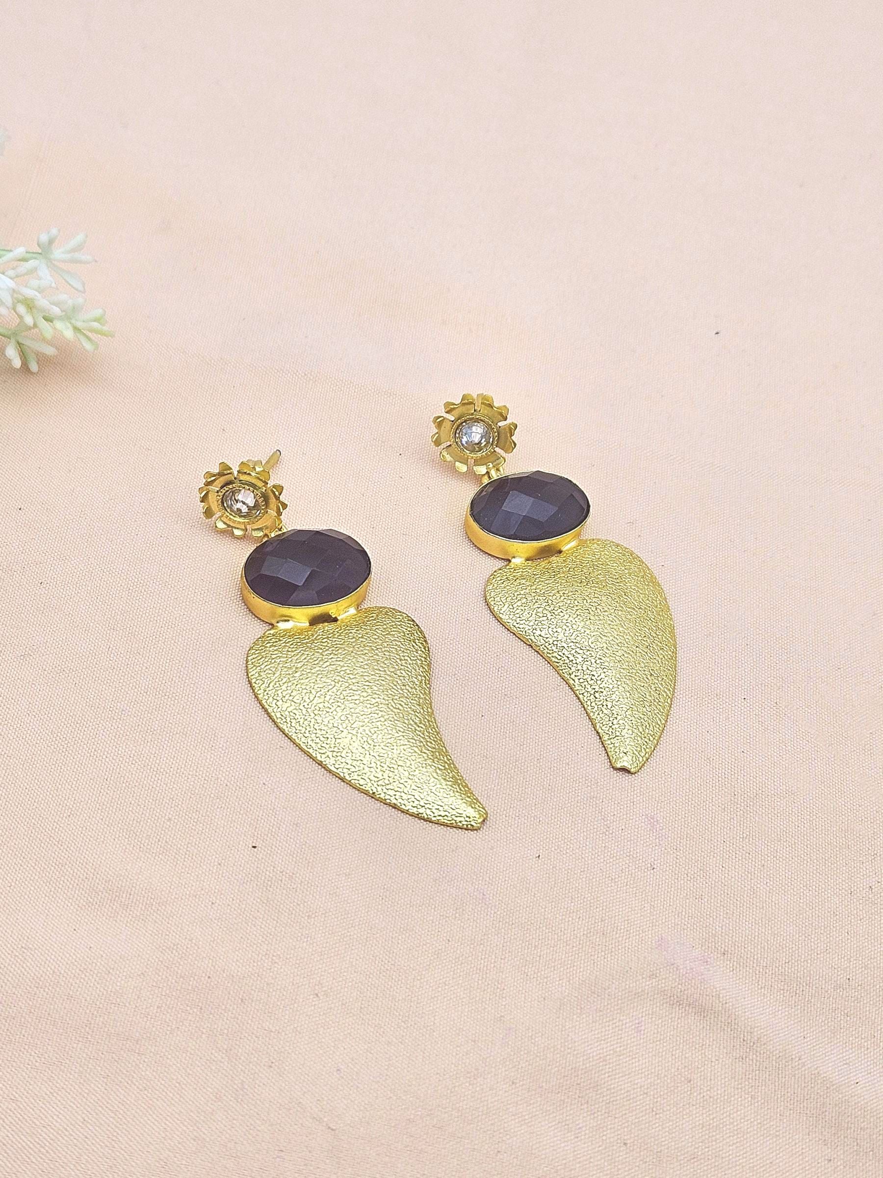 Attractive Gold plated Faceted Amethyst-AD Stone Charming Designer Dangle Drop Earrings
