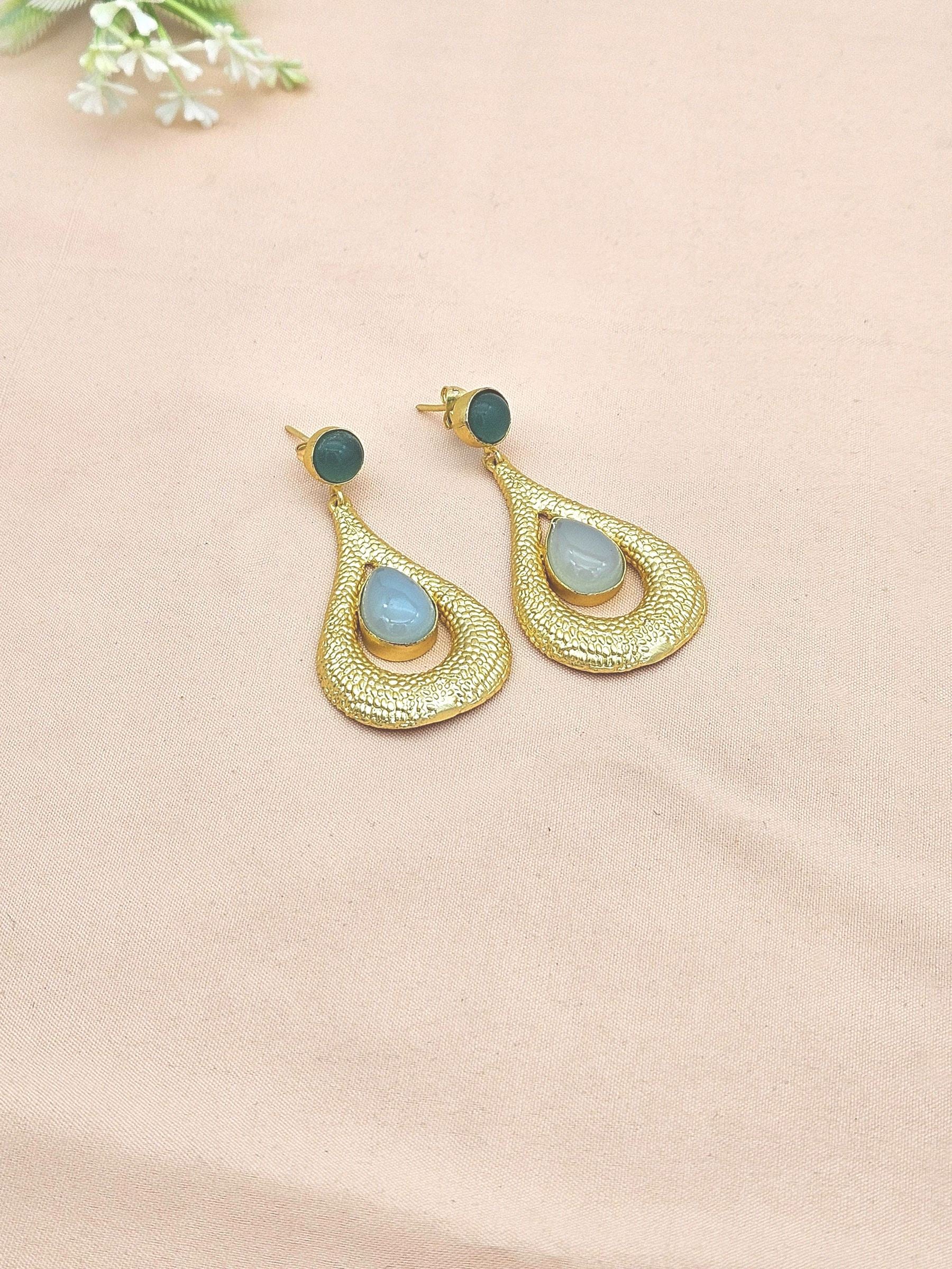 Amazing Gold plated Green Onyx Chalcedony Stone Cute Designer Dangle Drop Earrings