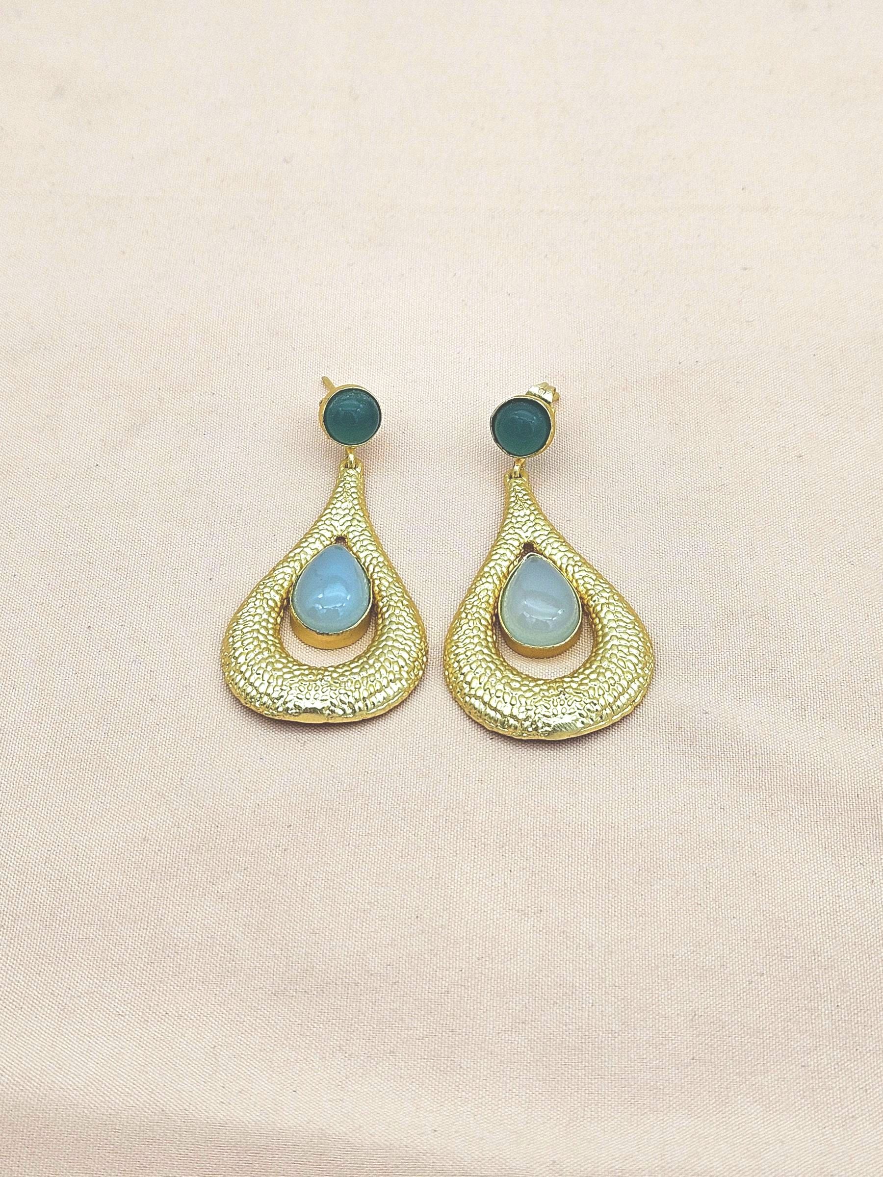 Amazing Gold plated Green Onyx Chalcedony Stone Cute Designer Dangle Drop Earrings