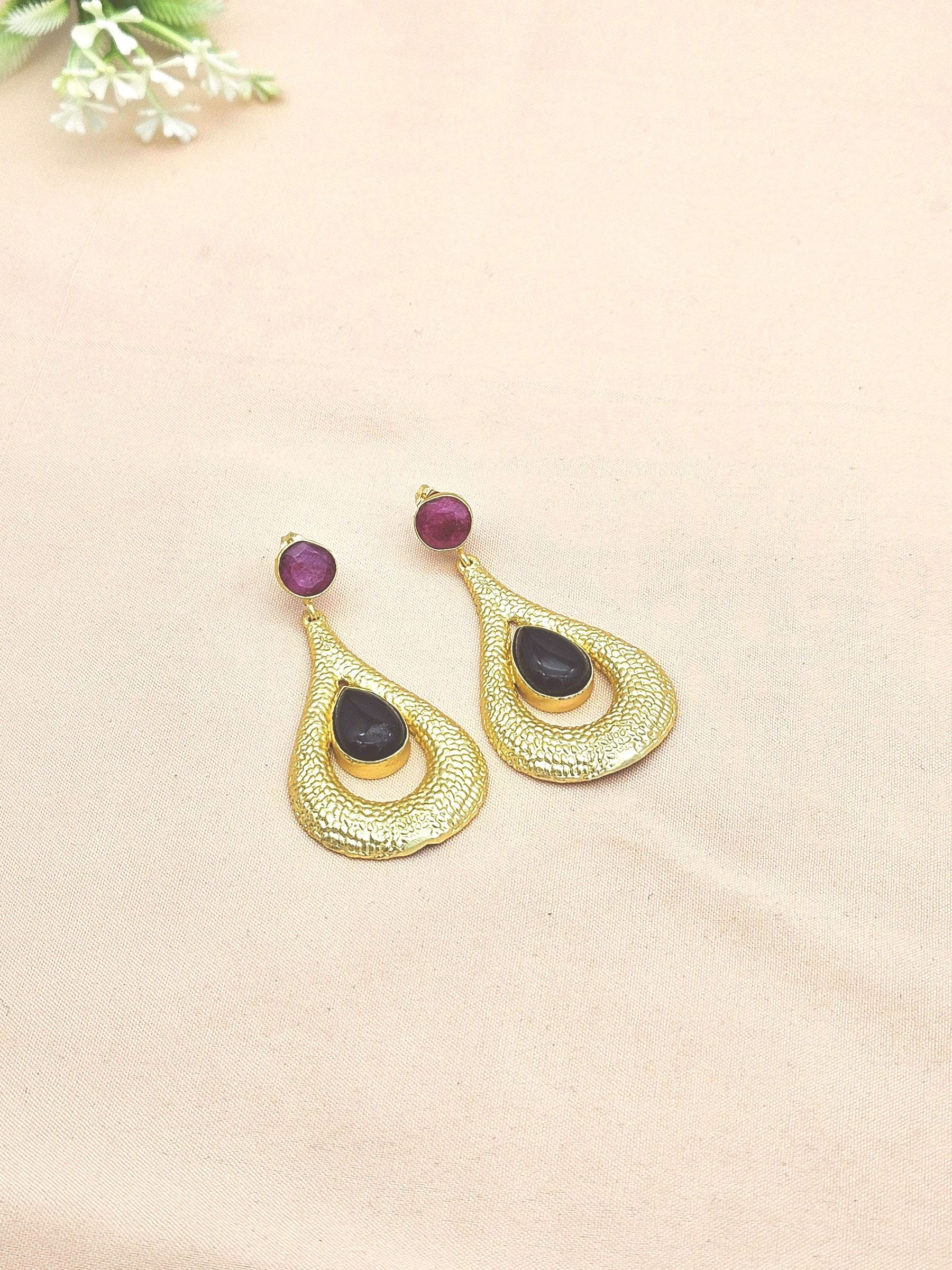 Amazing Gold plated Black Onyx-Red Hathipara Stone Cute Designer Dangle Drop Earrings