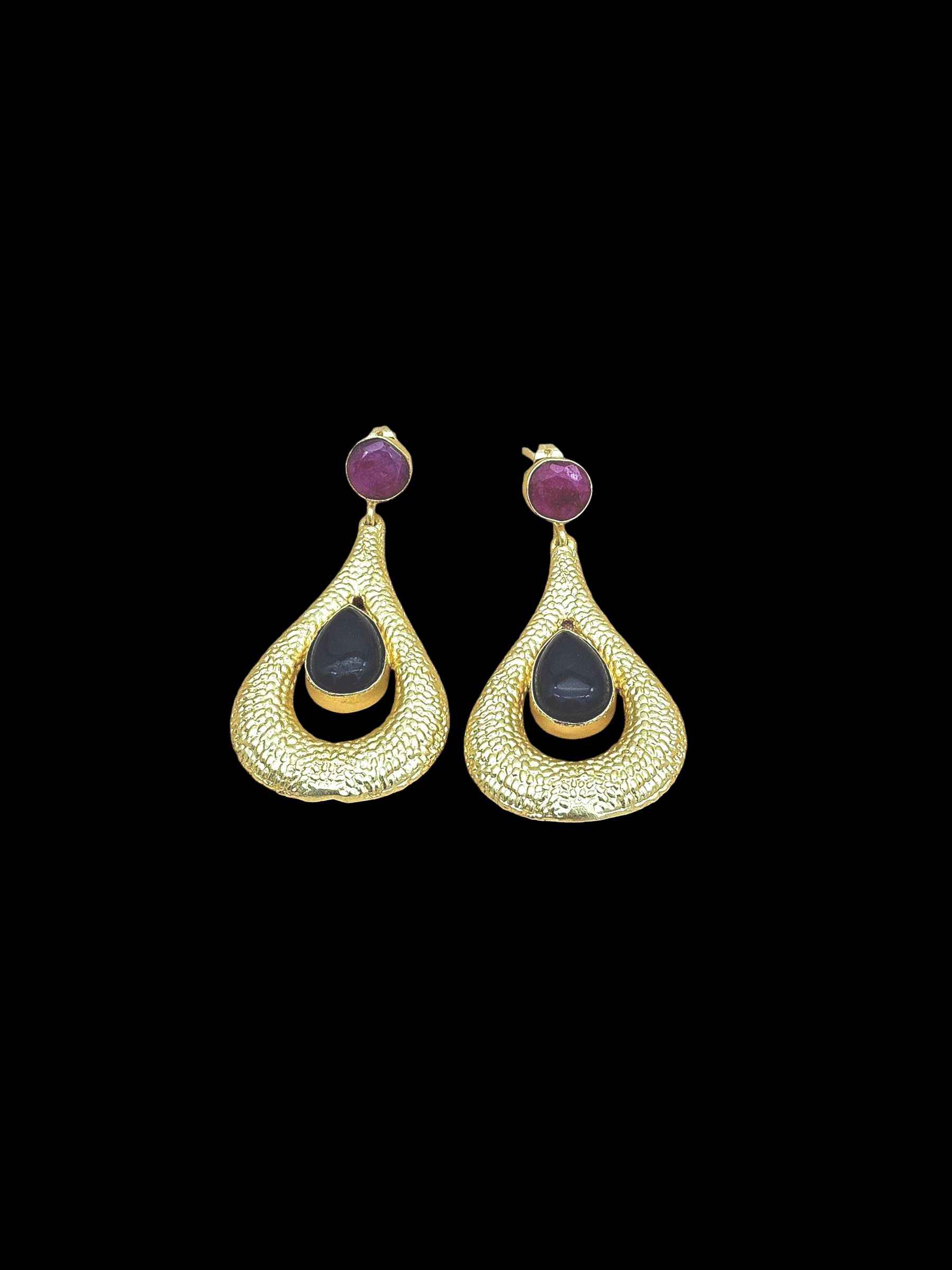 Amazing Gold plated Black Onyx-Red Hathipara Stone Cute Designer Dangle Drop Earrings