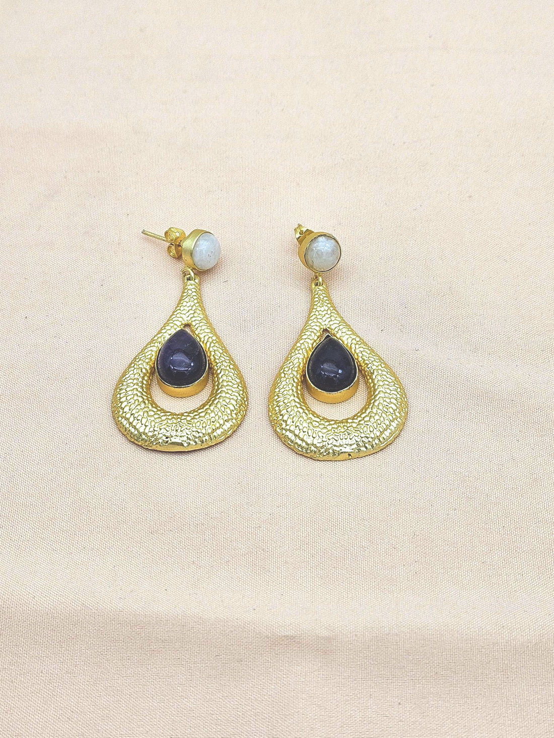 Amazing Gold plated White Rainbow-Amethyst Stone Cute Designer Dangle Drop Earrings