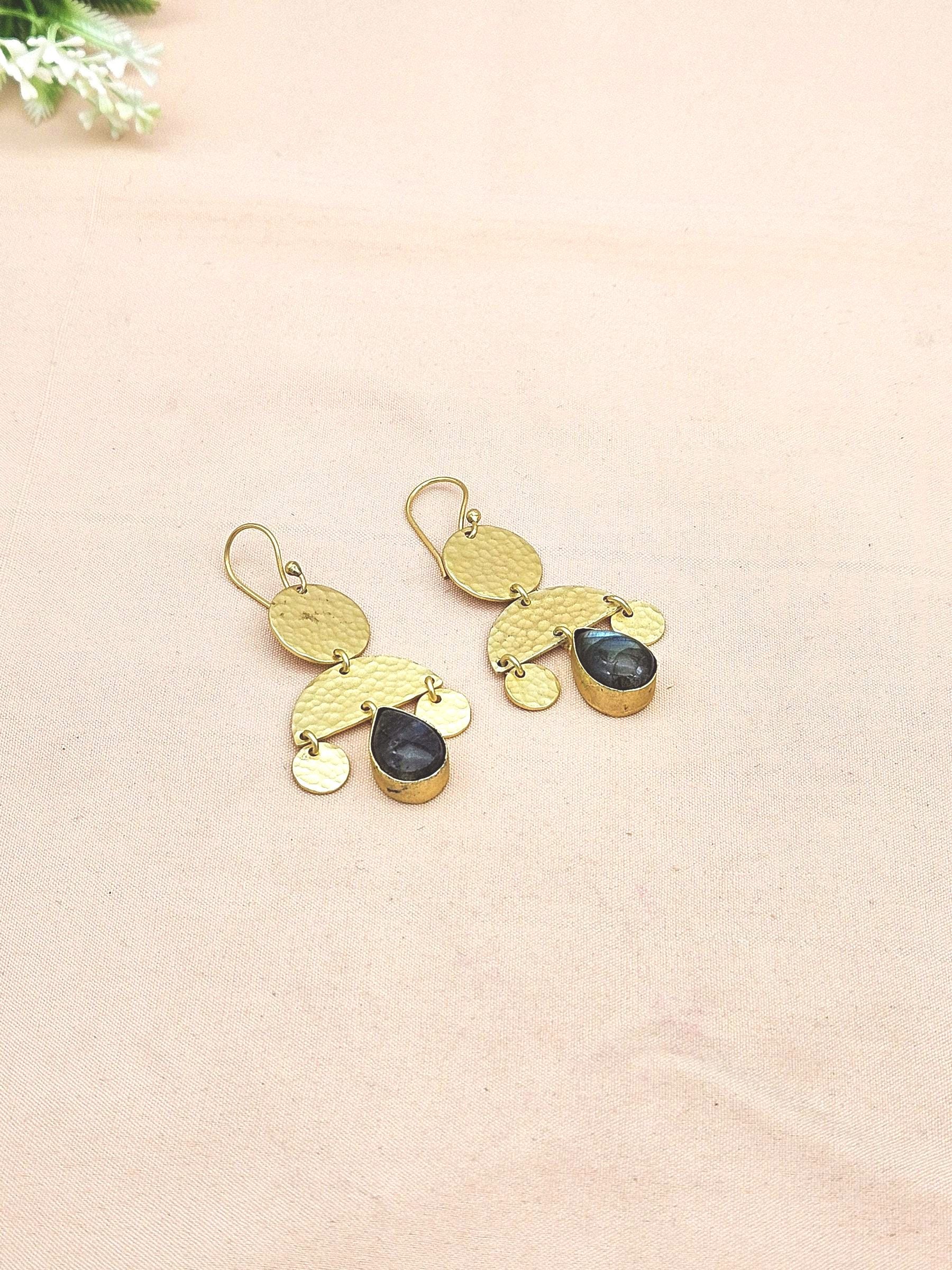 Beautiful Gold plated  Labradorite Gem Stone Charming Designer Dangle Drop Earrings
