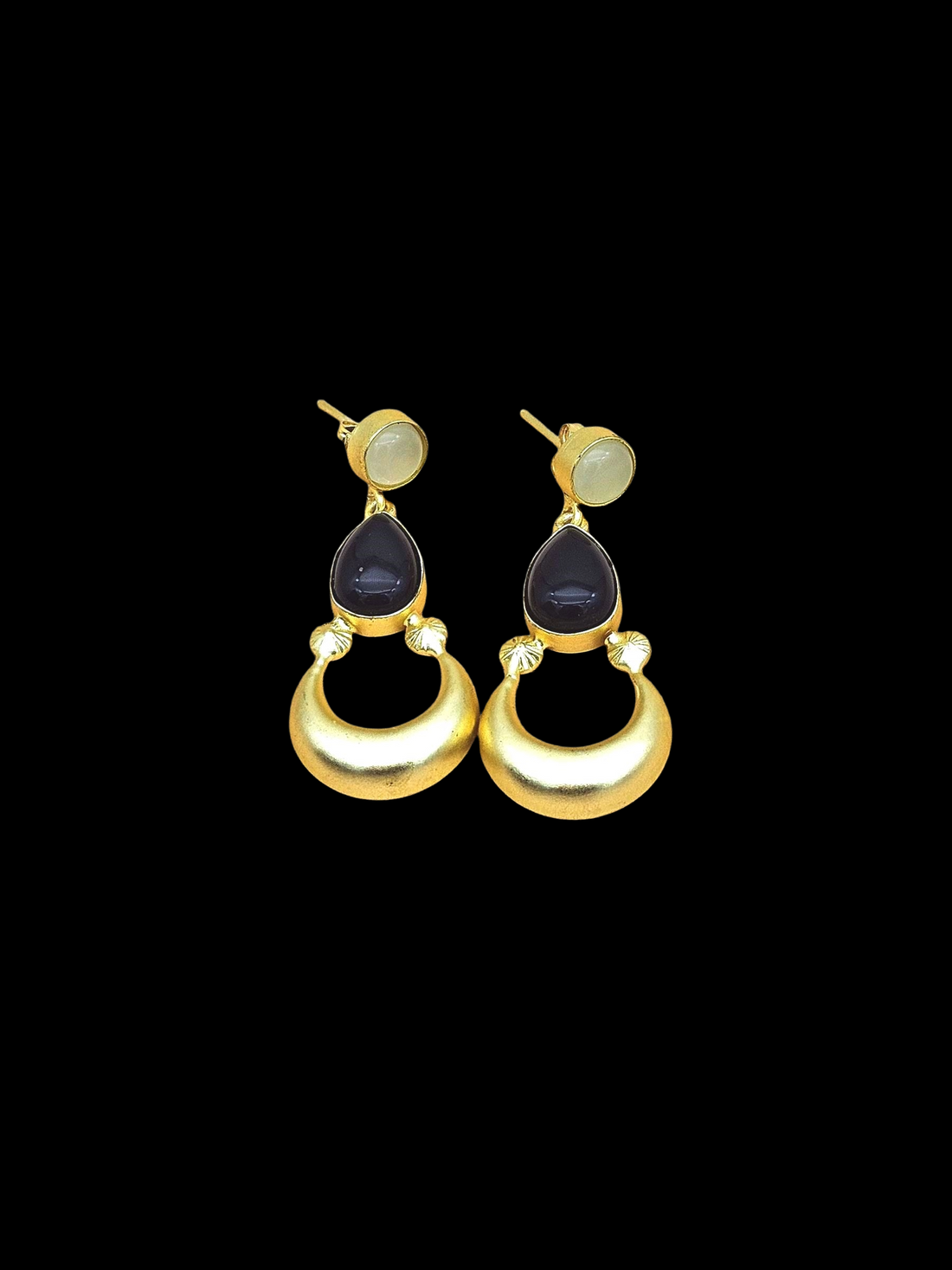 Awesome Gold plated Chalcedony-Black Onyx Stone Cute Designer Dangle Drop Earrings