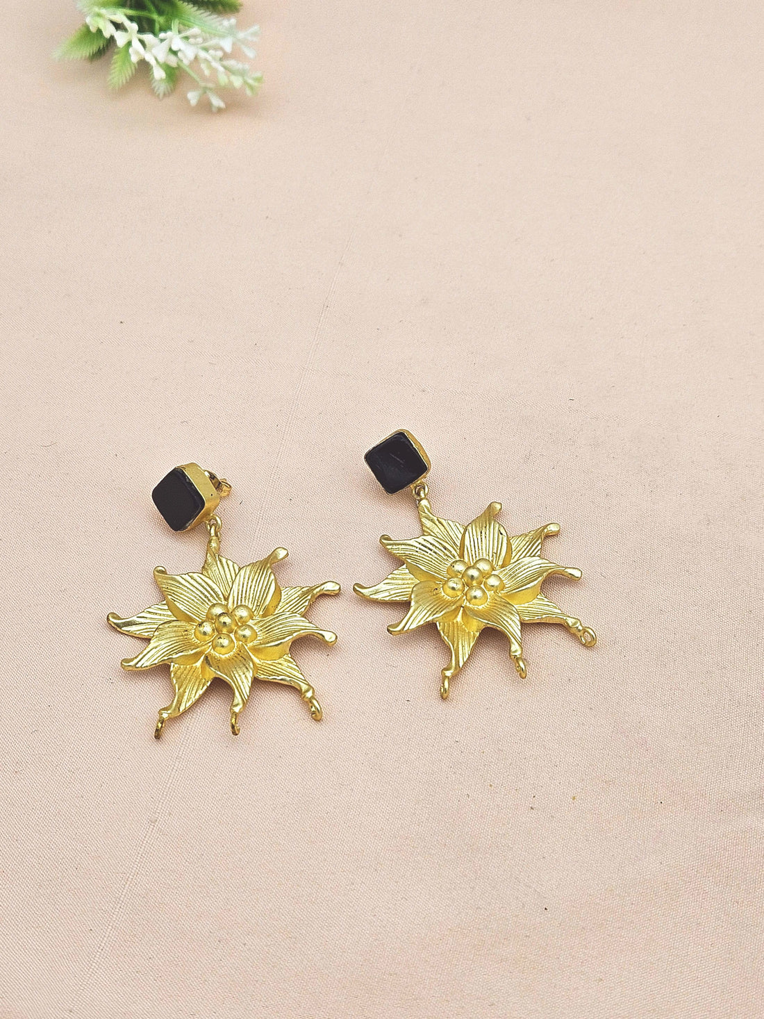 Amazing Gold plated Black Onyx Stone Floral Designer Dangle Drop Earrings