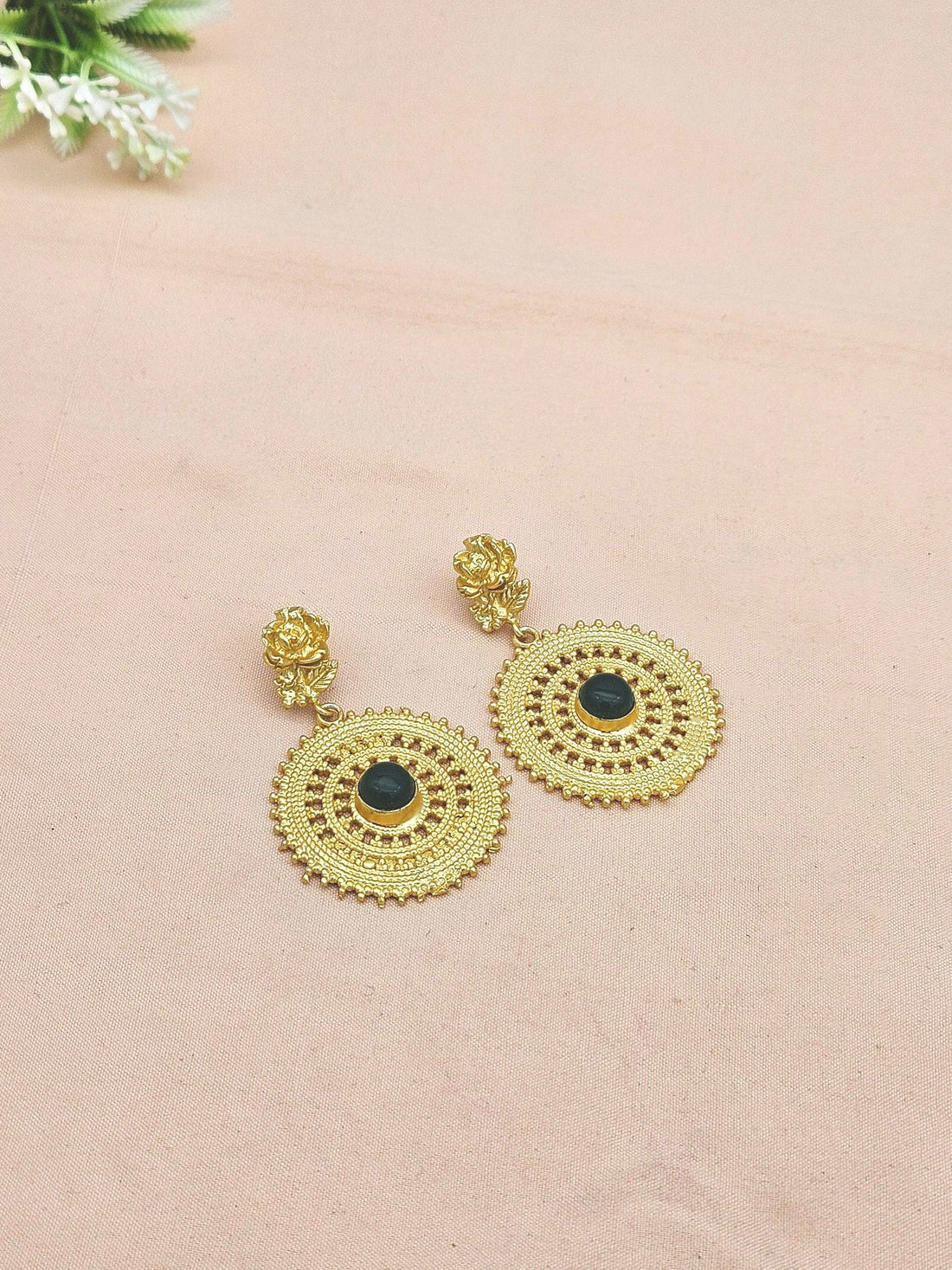 Awesome Gold plated Green Onyx Fine Artistic Floral Designer Dangle Drop Earrings