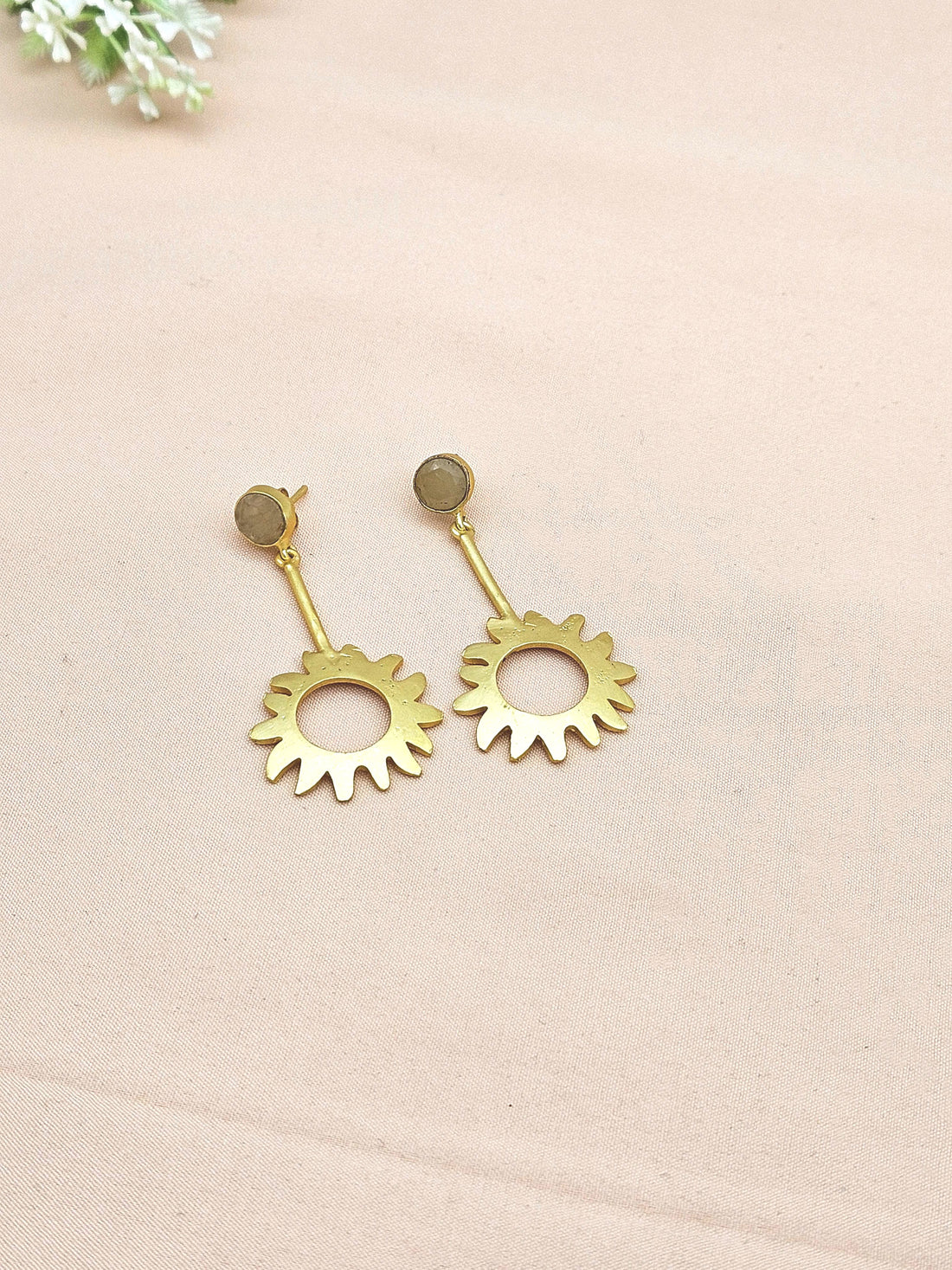Charming Gold plated Yellow Chalcedony Designer Dangle Drop Earrings