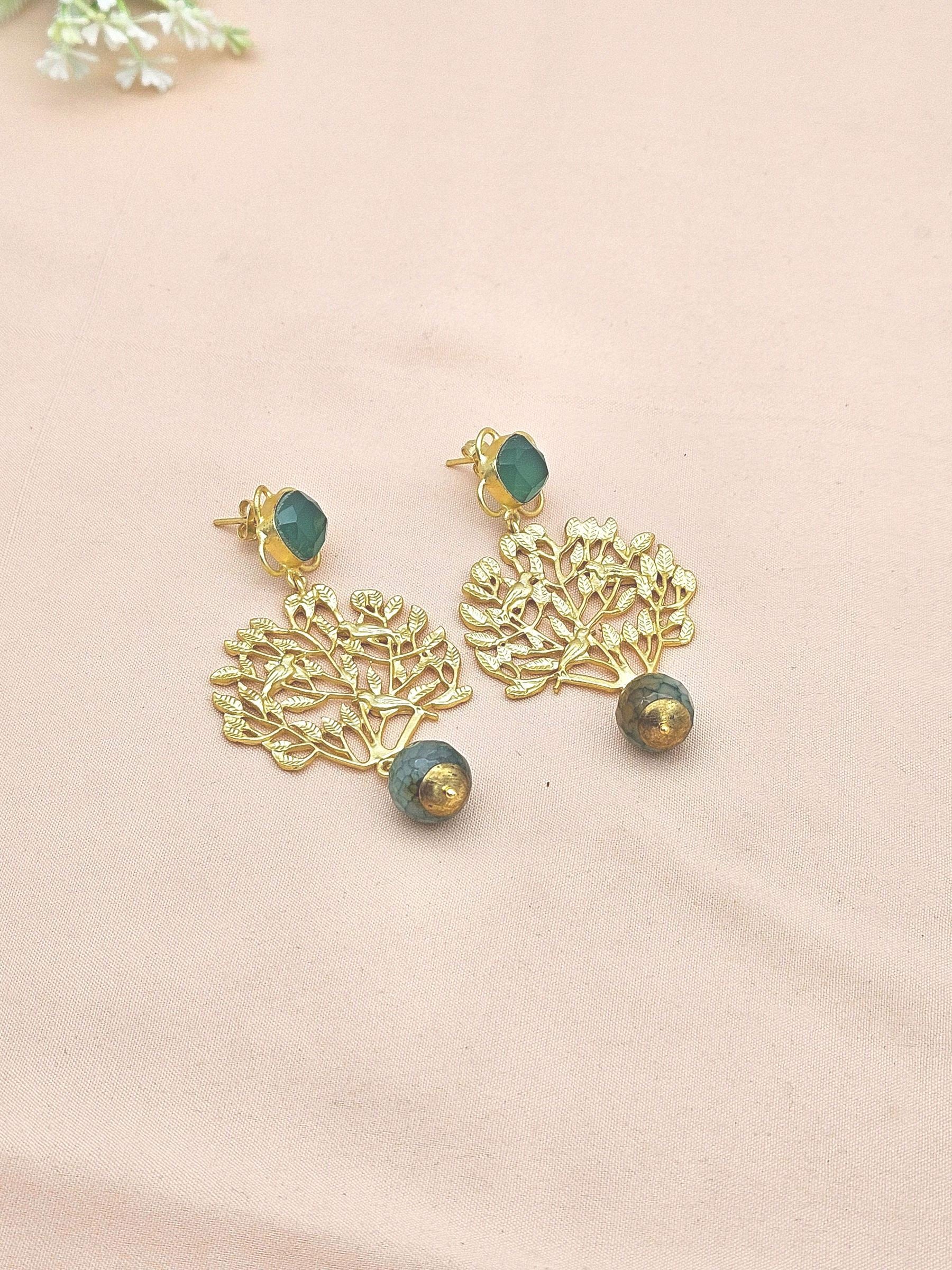Amazing Golden Green Onyx Stone Charming Tree Designer Dangle Drop Earrings