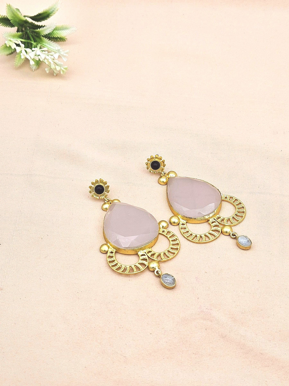 Amazing Gold plated Rose Quartz White Rainbow Black Onyx Charming Designer Dangle Drop Earrings