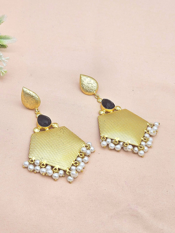 Amazing Gold plated Black Onyx- Pearl Stone Cute Designer Dangle Drop Earrings