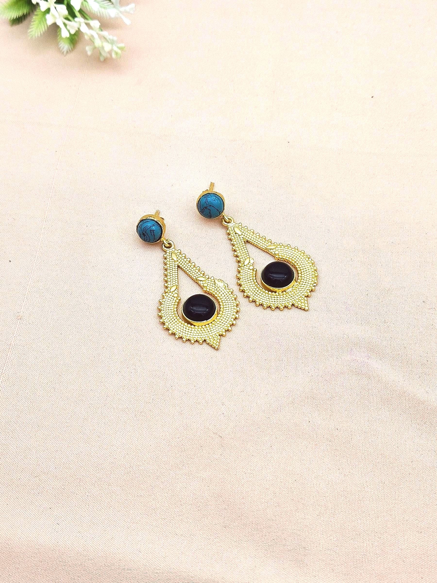 Attractive Gold plated Turquoise-Black Onyx Stone Charming Designer Dangle Drop Earrings