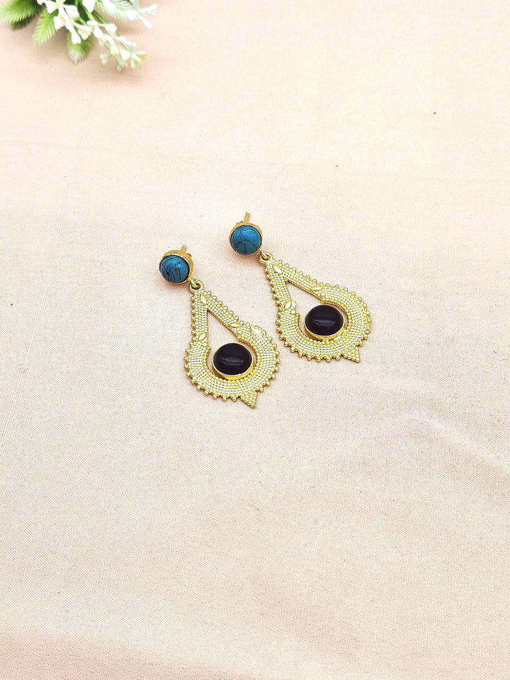 Attractive Gold plated Turquoise-Black Onyx Stone Charming Designer Dangle Drop Earrings