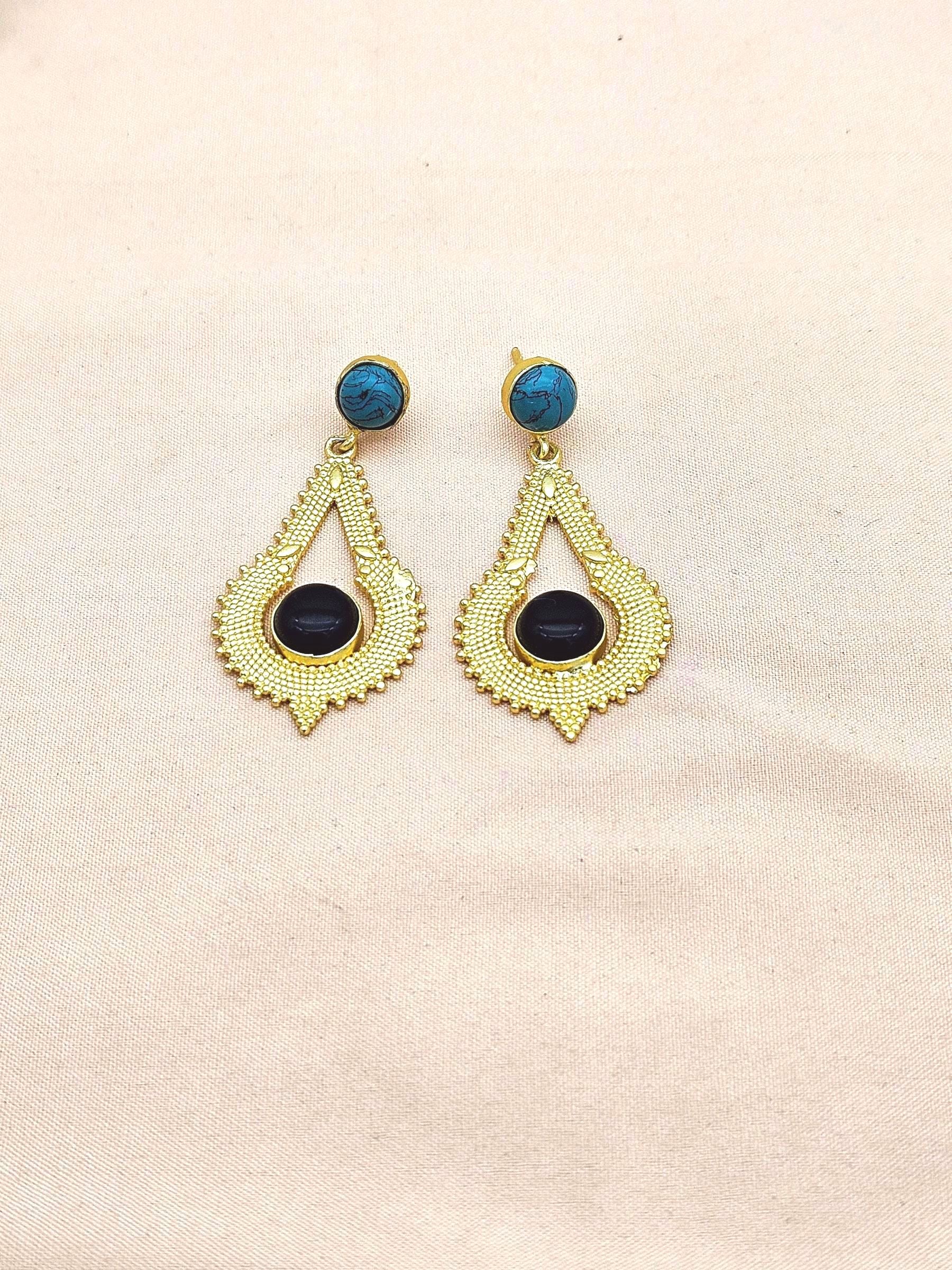 Attractive Gold plated Turquoise-Black Onyx Stone Charming Designer Dangle Drop Earrings