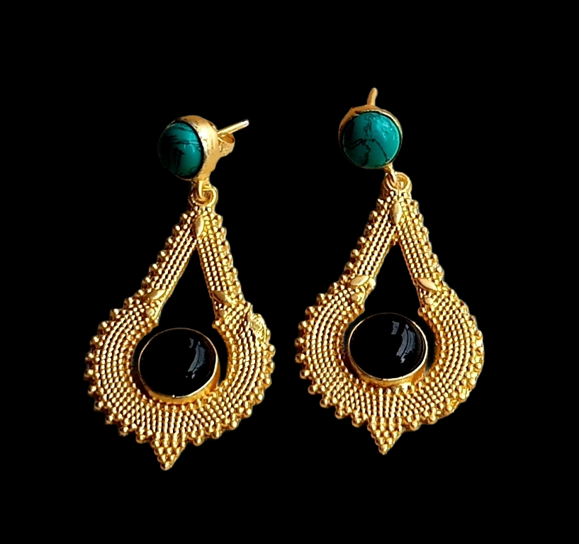 Attractive Gold plated Turquoise-Black Onyx Stone Charming Designer Dangle Drop Earrings