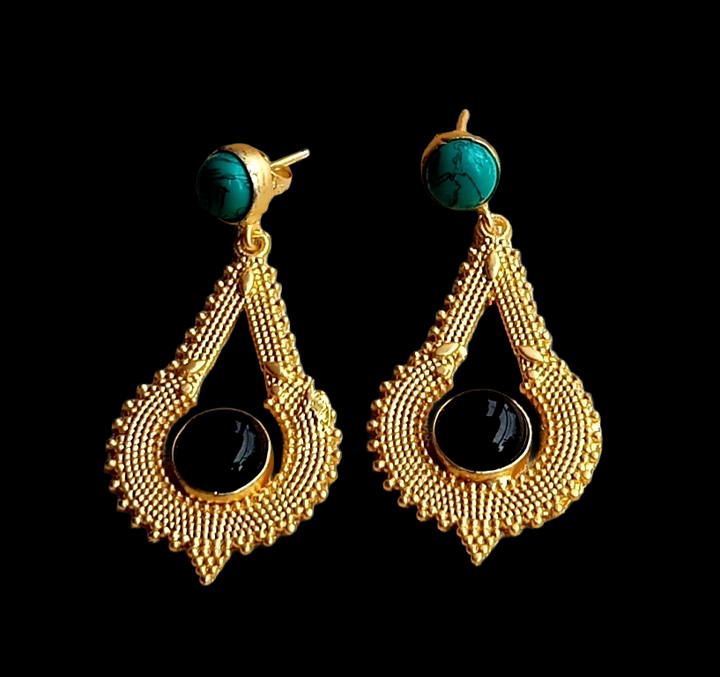 Attractive Gold plated Turquoise-Black Onyx Stone Charming Designer Dangle Drop Earrings