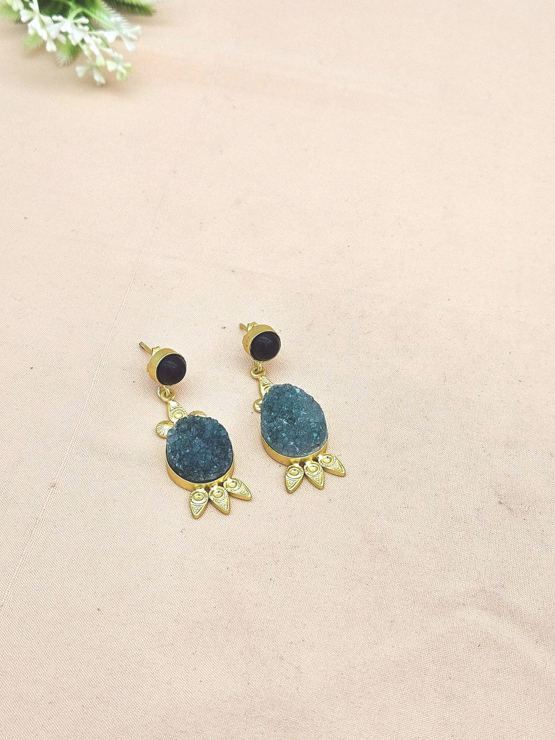 Gorgeous Gold plated Black Onyx-Green Druzy Cute Designer Dangle Drop Earrings