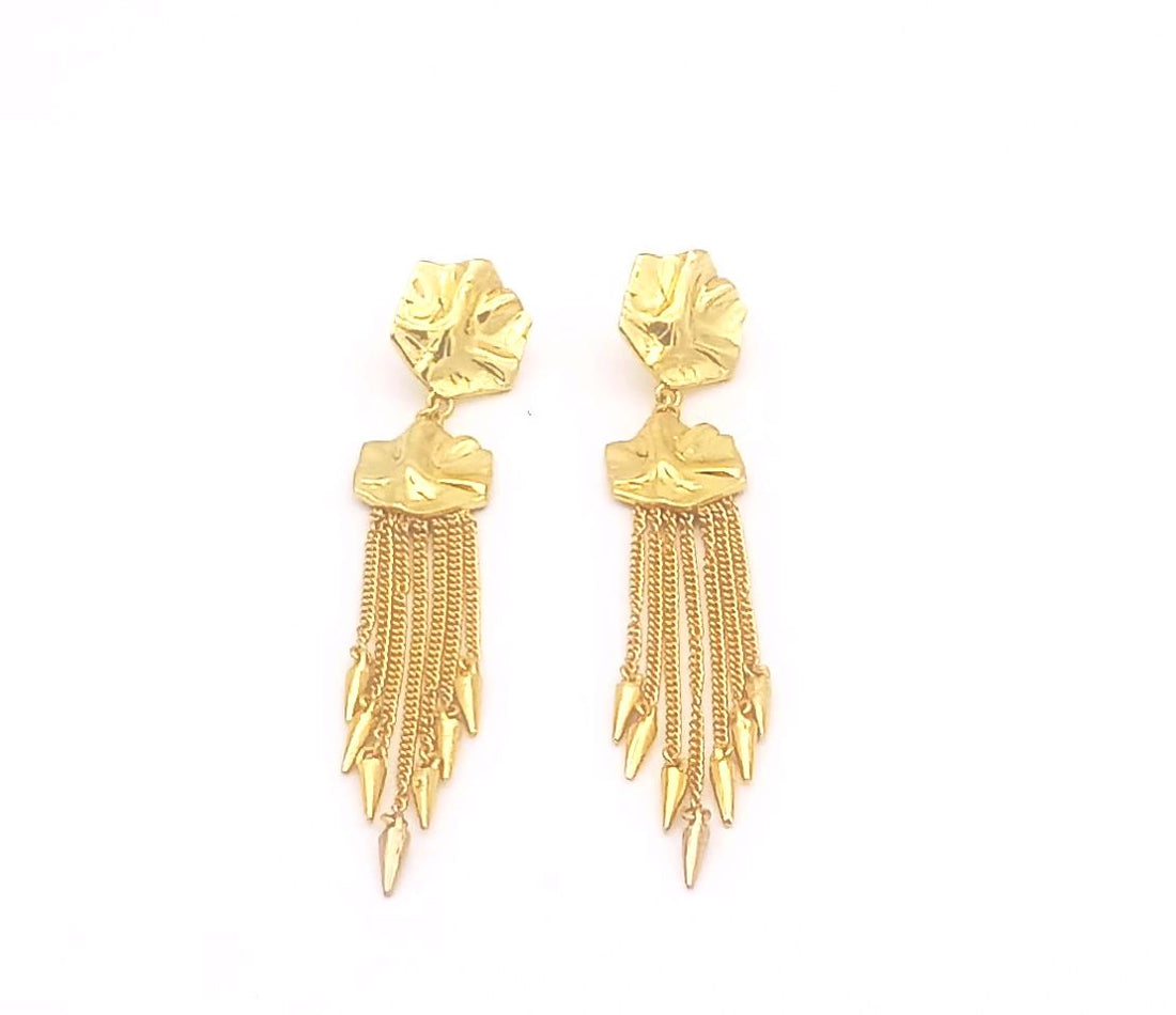 Awesome Gold Plated Floral Charming Chain Designer Dangle Drop Earrings