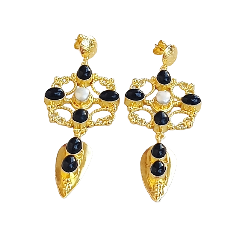 Amazing Gold Plated Black Onyx Pearl Stone Cute Floral Designer Dangle Drop Earrings