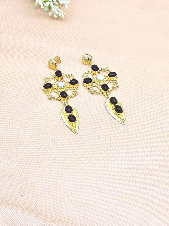 Amazing Gold Plated Black Onyx Pearl Stone Cute Floral Designer Dangle Drop Earrings