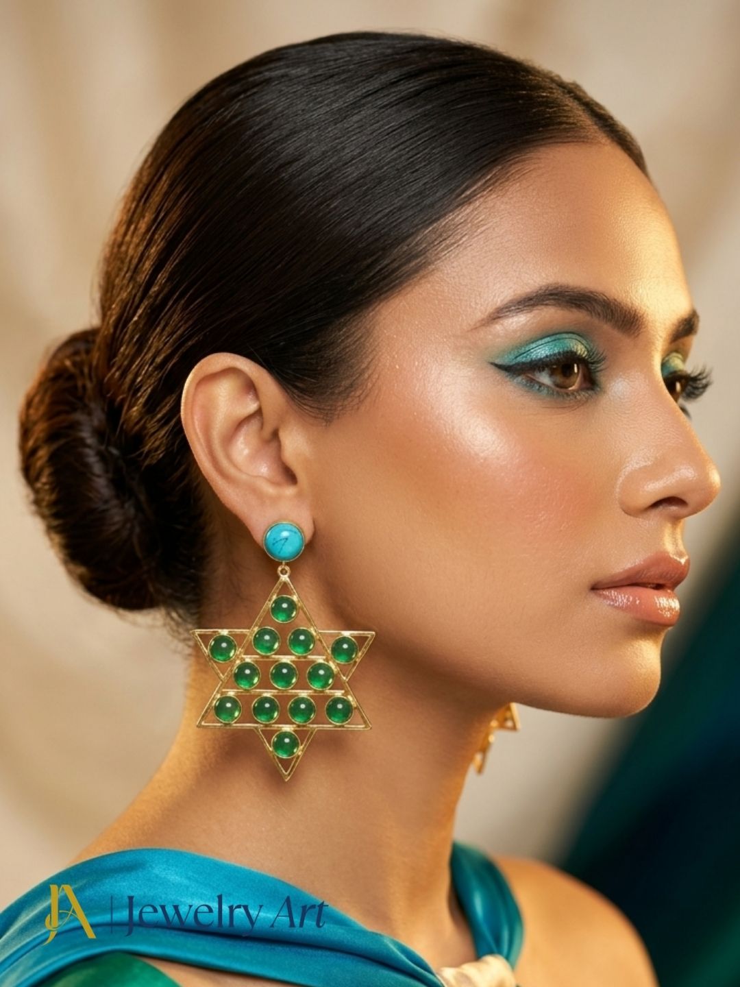 Woman styling lightweight Synthetic Turquoise Green Glass drop earrings
