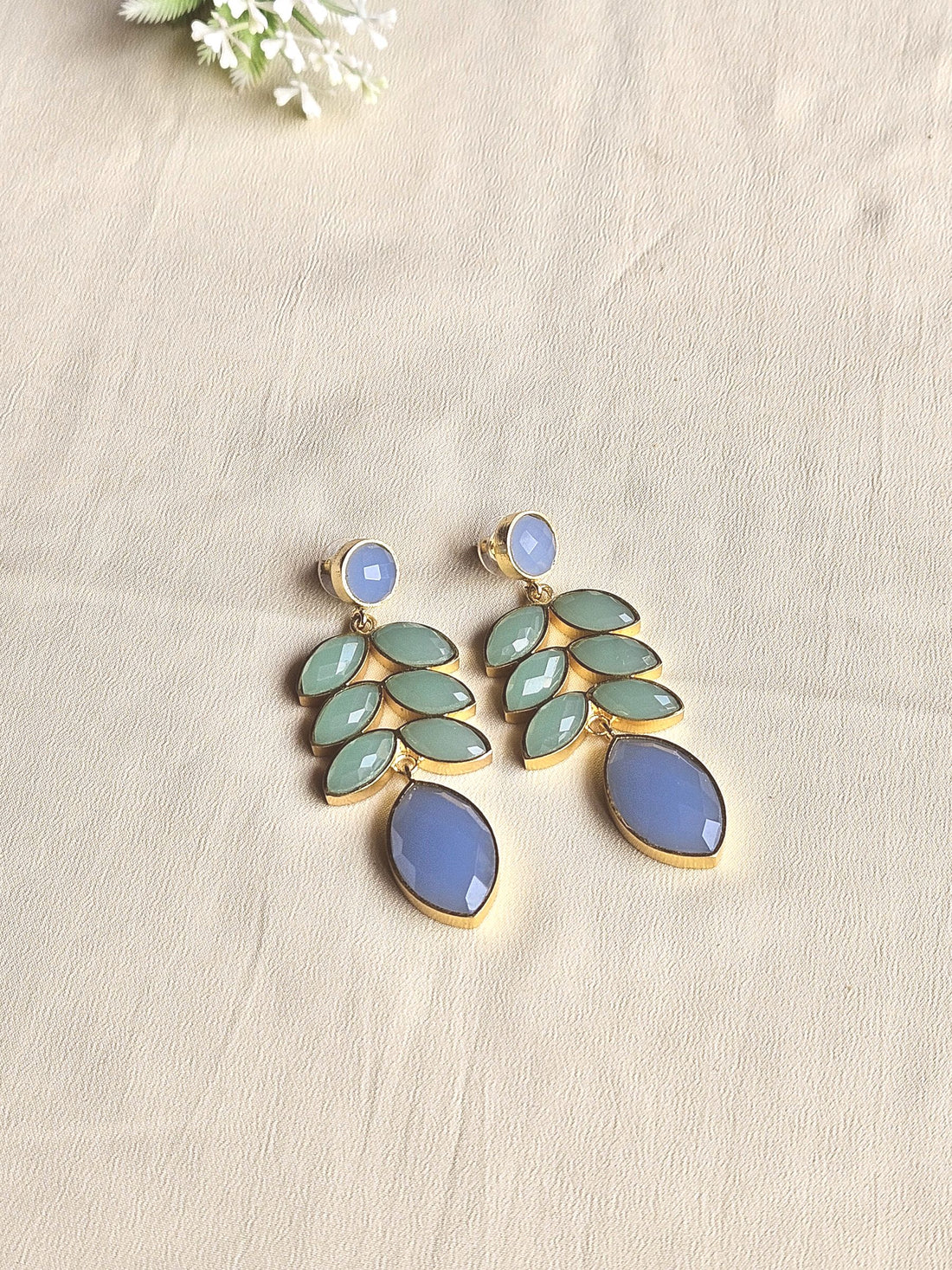 Gorgeous Antique Gold Semi Precious Stones Artistic Designer Dangle Earring.