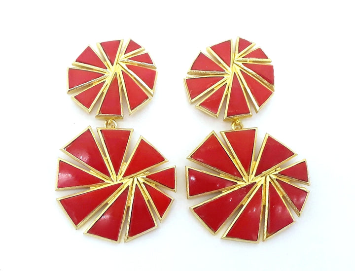 Stunning Gold Plated Red Glass Fine Geometrical Chips Stone Light Weight Costume Dangle Drop Earrings