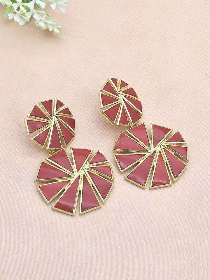 Stunning Gold Plated Red Glass Fine Geometrical Chips Stone Light Weight Costume Dangle Drop Earrings