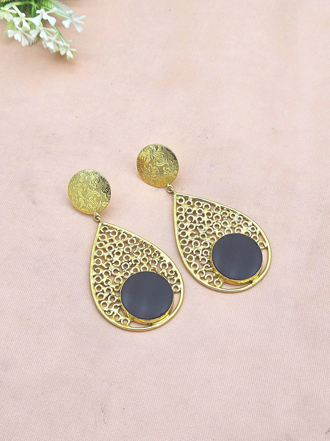 Charming Gold Plated Black Onyx Stone Light Weight Designer Dangle Drop Earrings