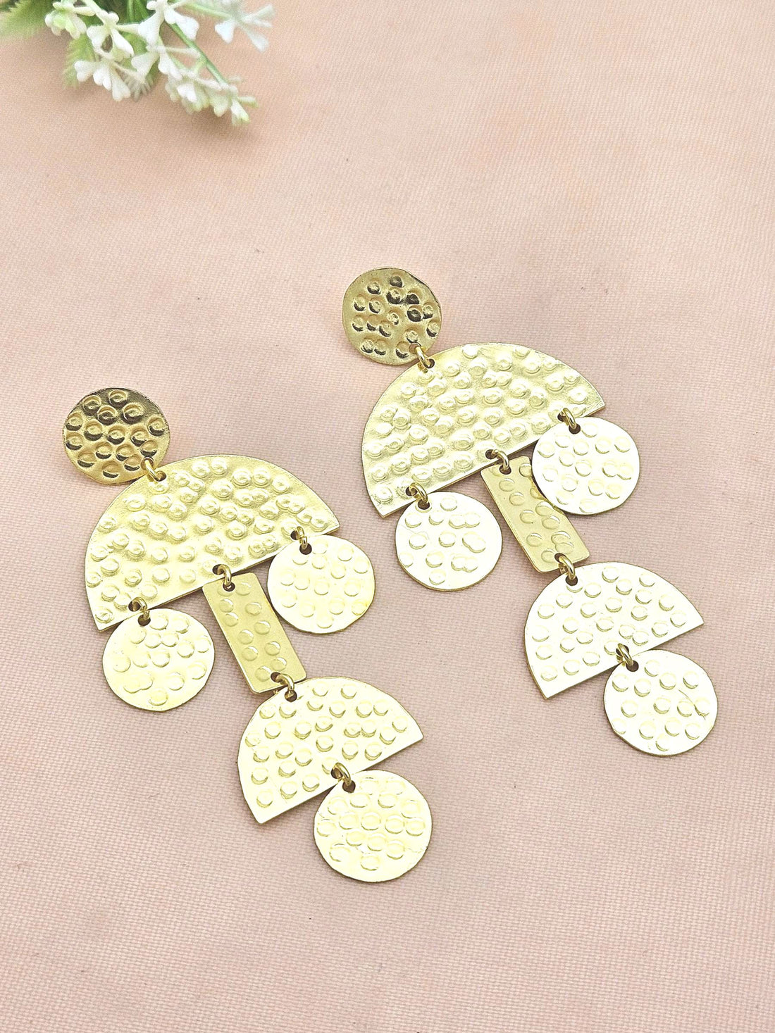 Charming Gold Plated Hammered Geometrical Designer Light Weight Dangle Drop Earrings